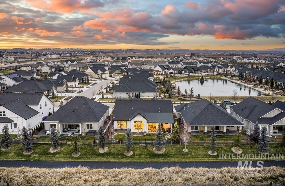 8165 W Corinthia St, Eagle, Idaho 83616, 3 Bedrooms, 2.5 Bathrooms, Residential For Sale, Price $877,000, 98972986