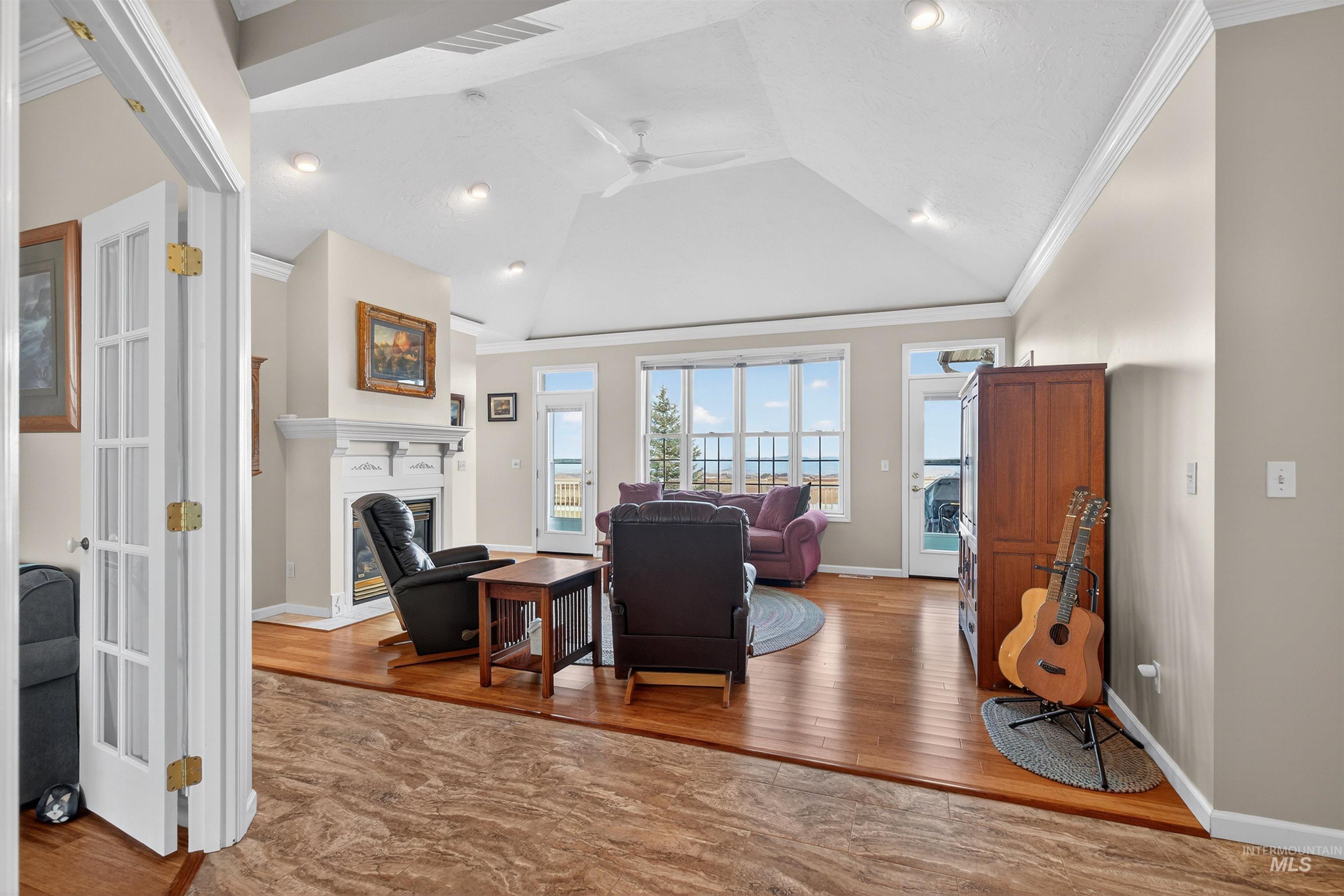 5 Red Barn Lane, Grangeville, Idaho 83530, 2 Bedrooms, 2 Bathrooms, Residential For Sale, Price $509,000,MLS 98972988