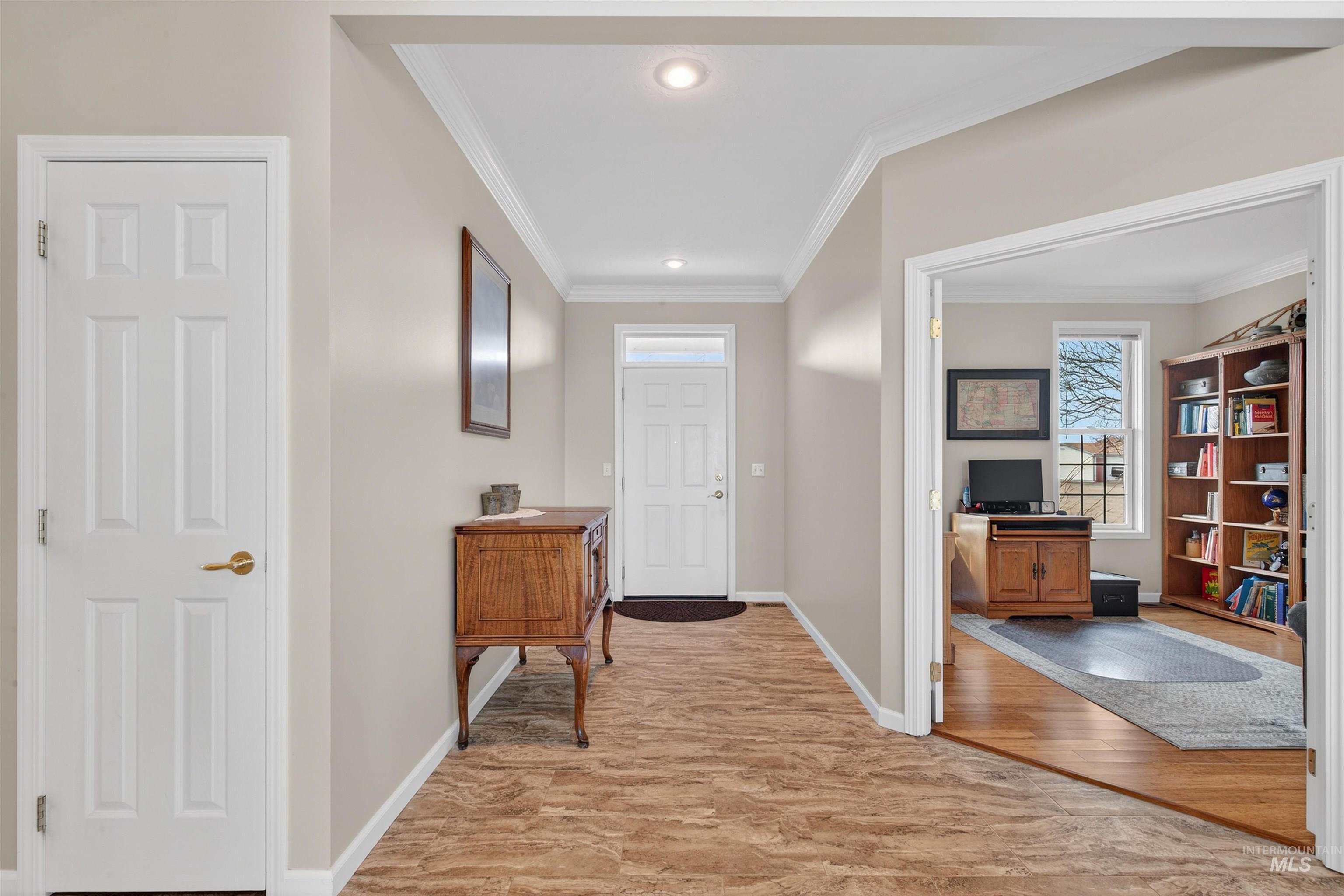 5 Red Barn Lane, Grangeville, Idaho 83530, 2 Bedrooms, 2 Bathrooms, Residential For Sale, Price $509,000,MLS 98972988