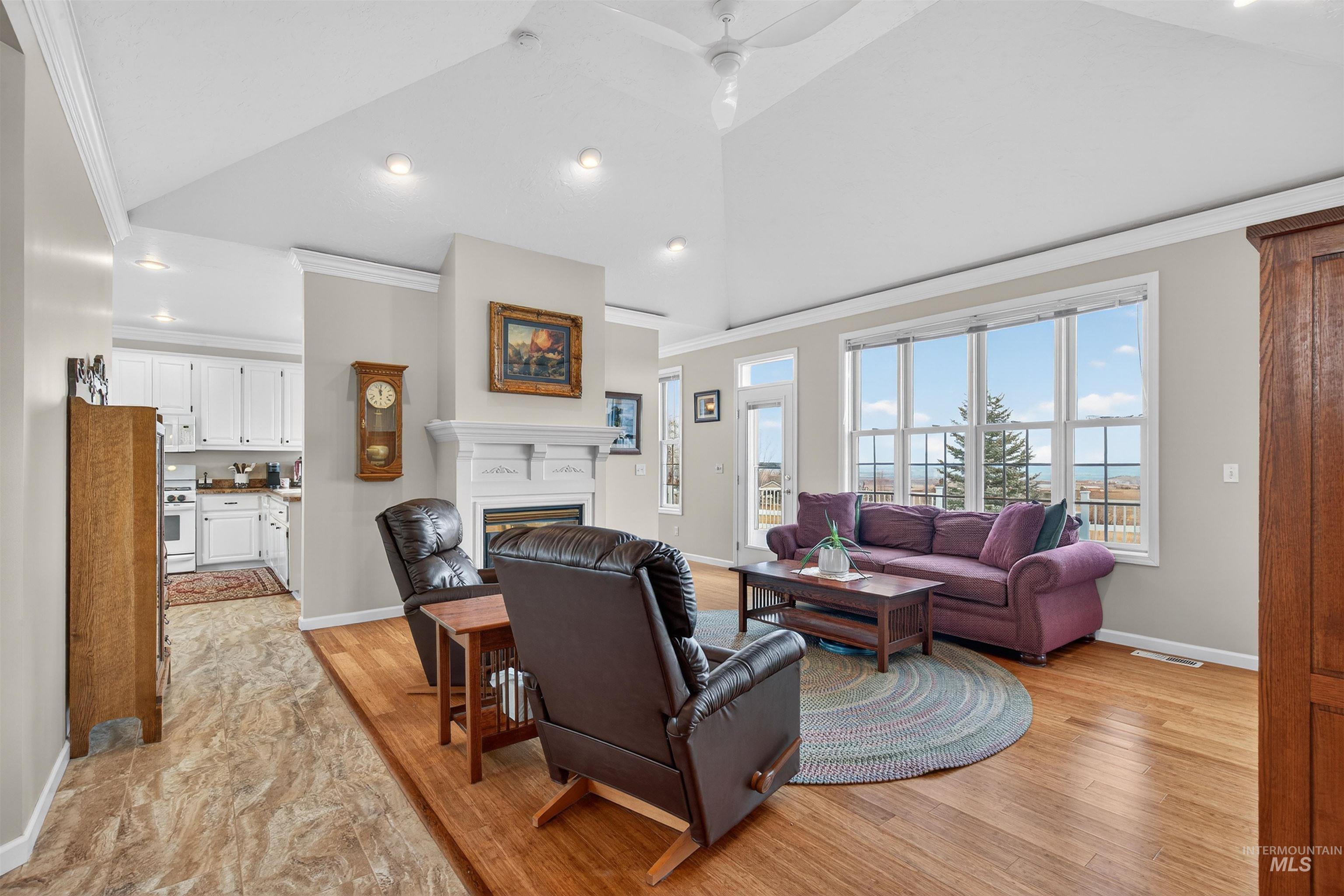 5 Red Barn Lane, Grangeville, Idaho 83530, 2 Bedrooms, 2 Bathrooms, Residential For Sale, Price $509,000,MLS 98972988