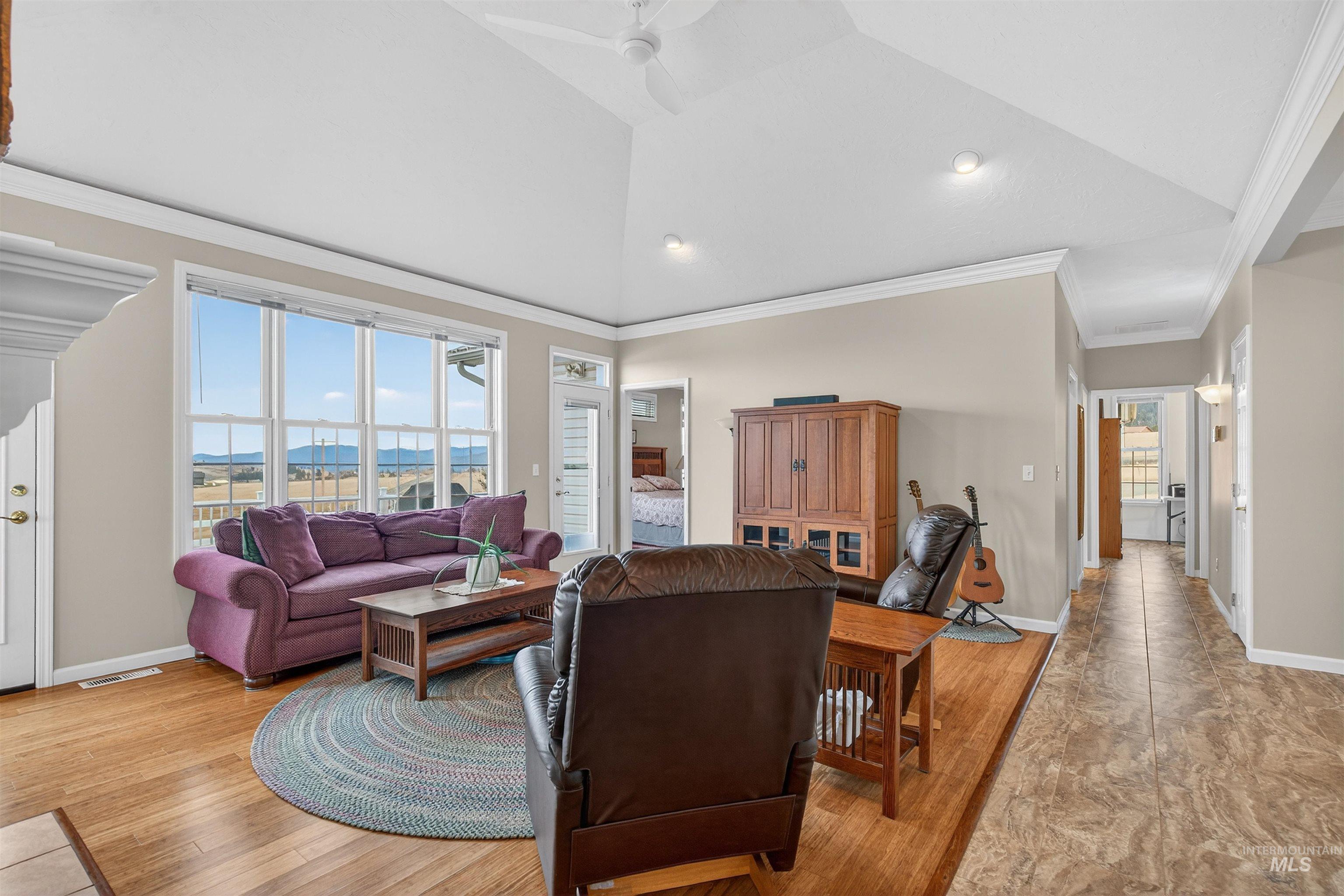 5 Red Barn Lane, Grangeville, Idaho 83530, 2 Bedrooms, 2 Bathrooms, Residential For Sale, Price $509,000,MLS 98972988