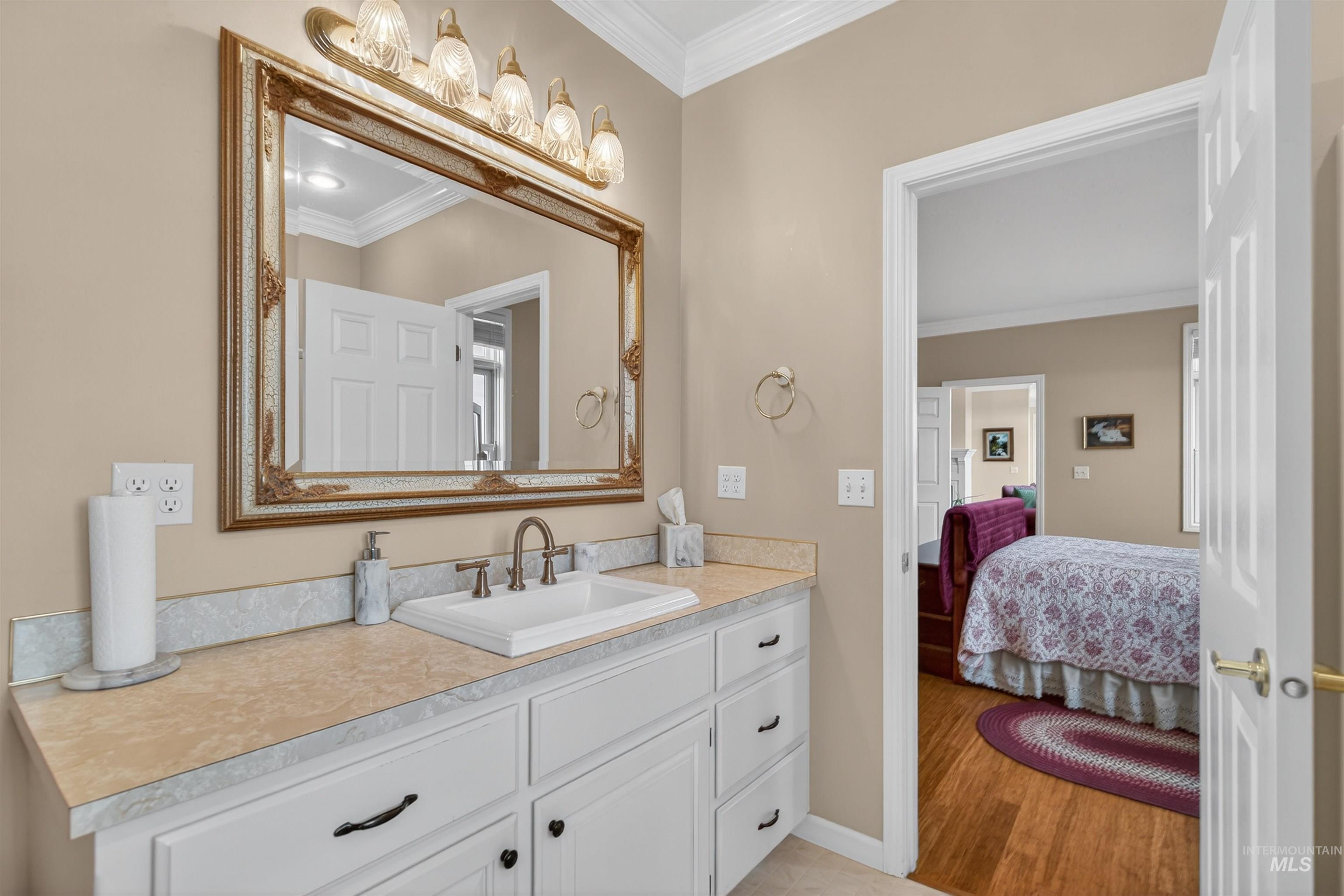 5 Red Barn Lane, Grangeville, Idaho 83530, 2 Bedrooms, 2 Bathrooms, Residential For Sale, Price $509,000,MLS 98972988