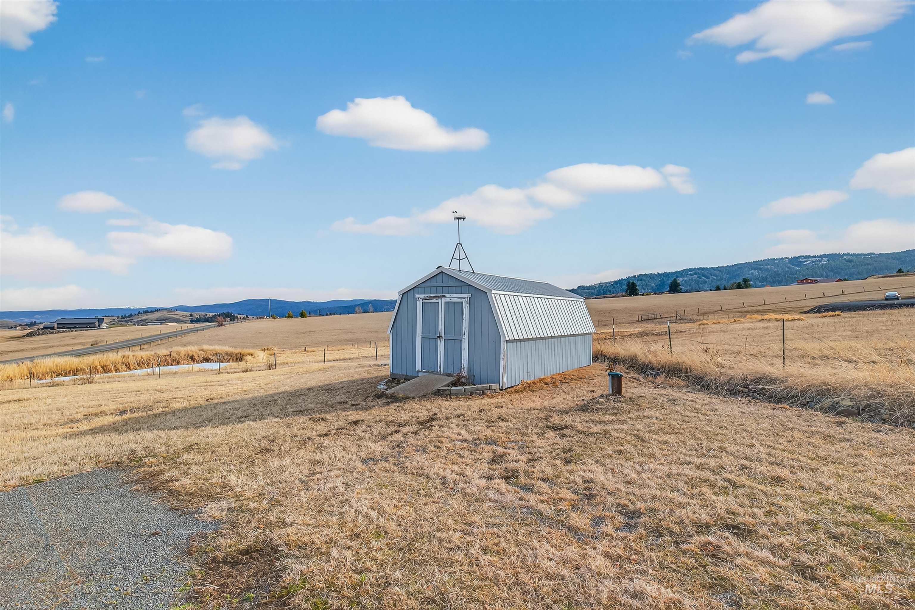 5 Red Barn Lane, Grangeville, Idaho 83530, 2 Bedrooms, 2 Bathrooms, Residential For Sale, Price $509,000,MLS 98972988