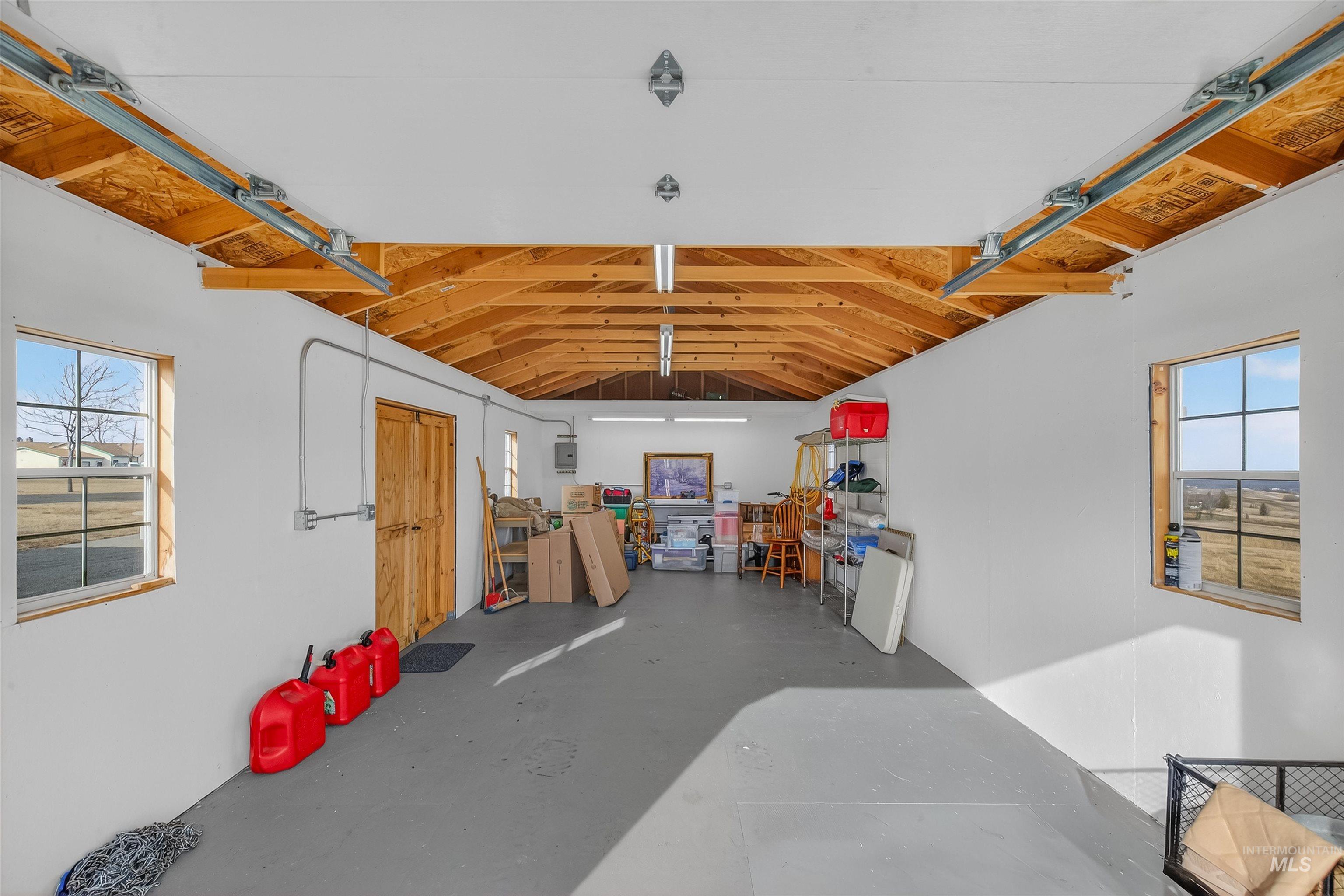 5 Red Barn Lane, Grangeville, Idaho 83530, 2 Bedrooms, 2 Bathrooms, Residential For Sale, Price $509,000,MLS 98972988