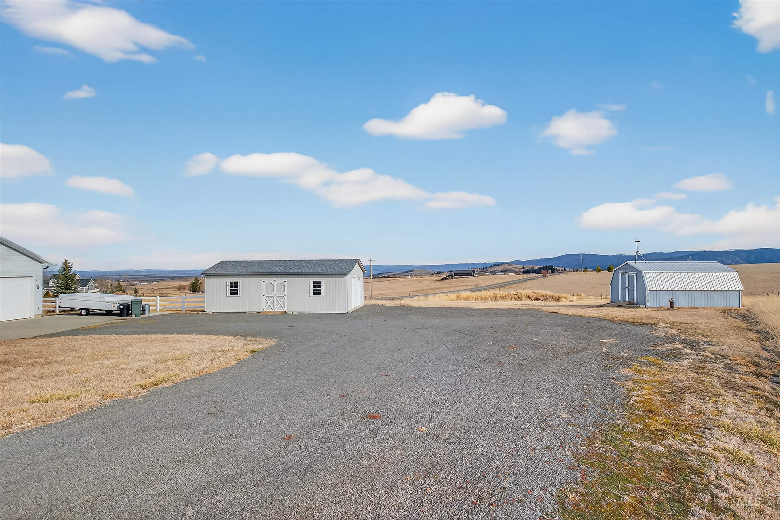 5 Red Barn Lane, Grangeville, Idaho 83530, 2 Bedrooms, 2 Bathrooms, Residential For Sale, Price $509,000,MLS 98972988