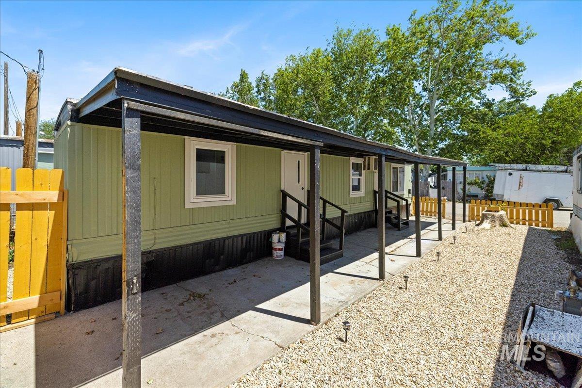 6728 W Fairview Ave, Boise, Idaho 83704, 2 Bedrooms, 1 Bathroom, Residential For Sale, Price $35,000,MLS 98972989