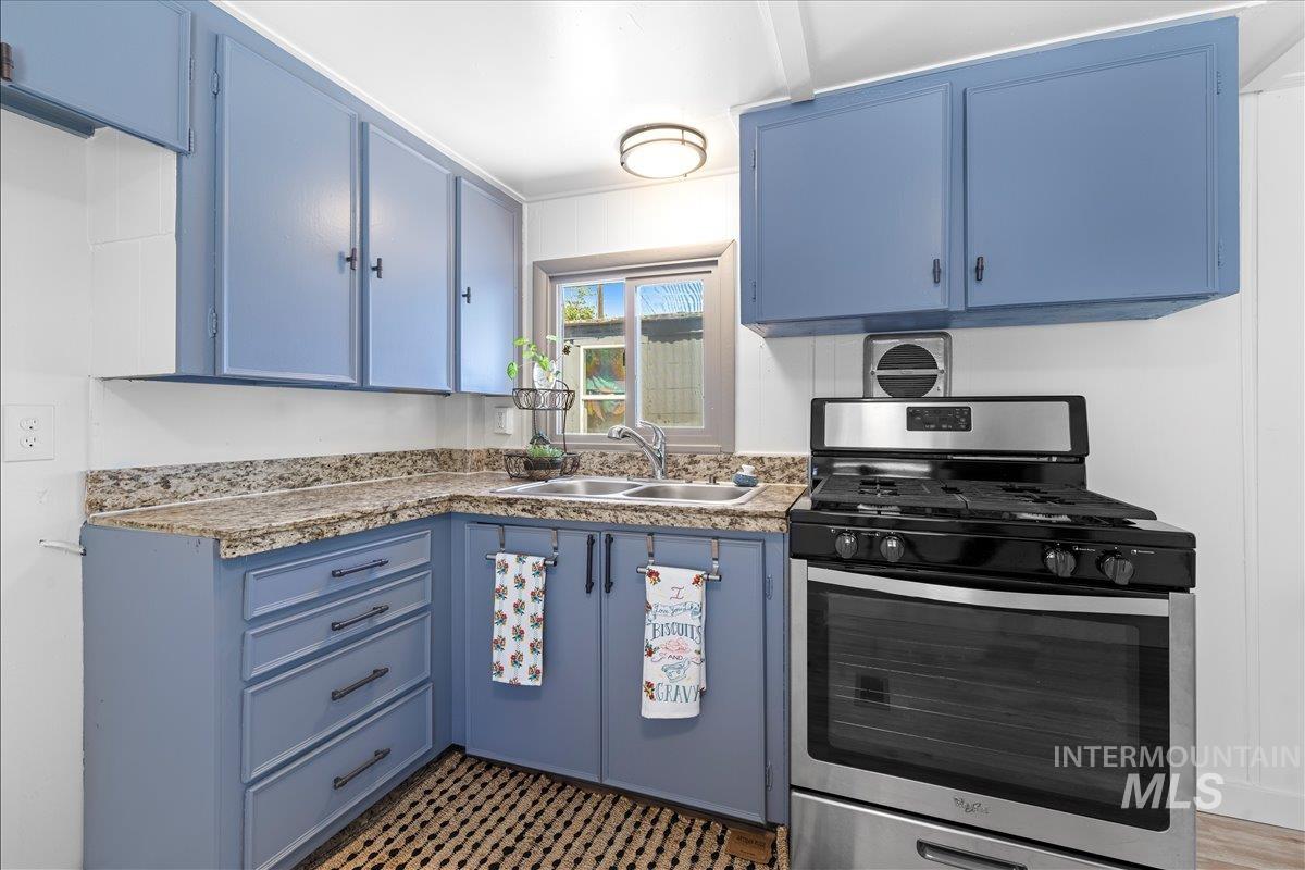 6728 W Fairview Ave, Boise, Idaho 83704, 2 Bedrooms, 1 Bathroom, Residential For Sale, Price $35,000,MLS 98972989