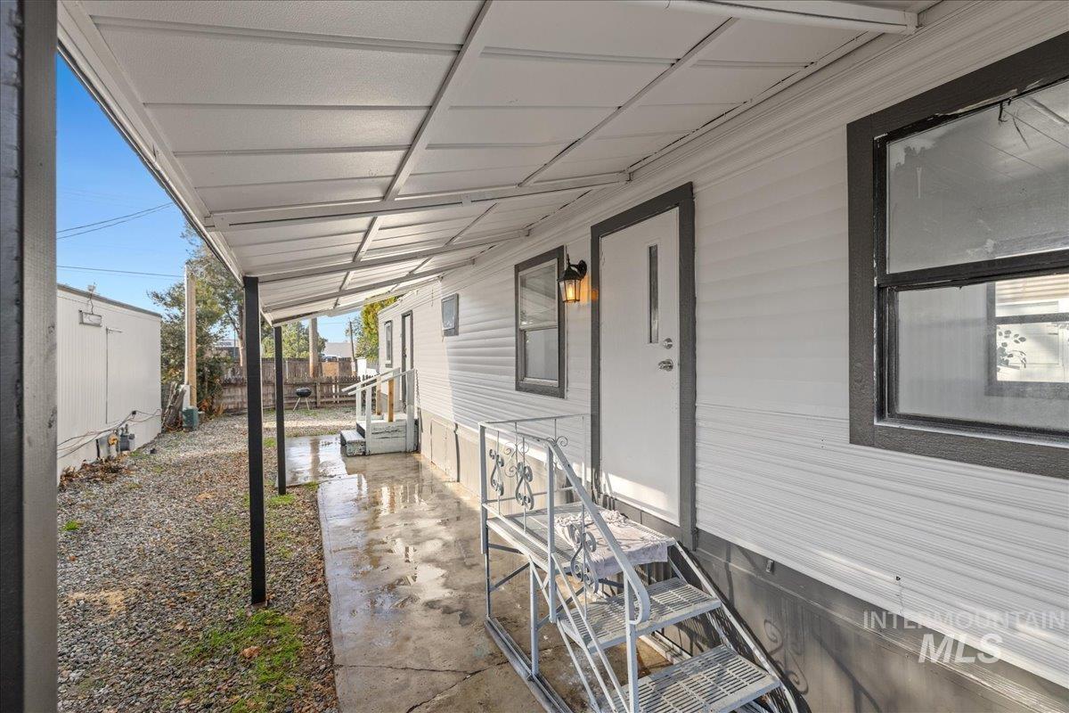 6728 W Fairview Ave, Boise, Idaho 83704, 2 Bedrooms, 1 Bathroom, Residential For Sale, Price $35,000,MLS 98972991