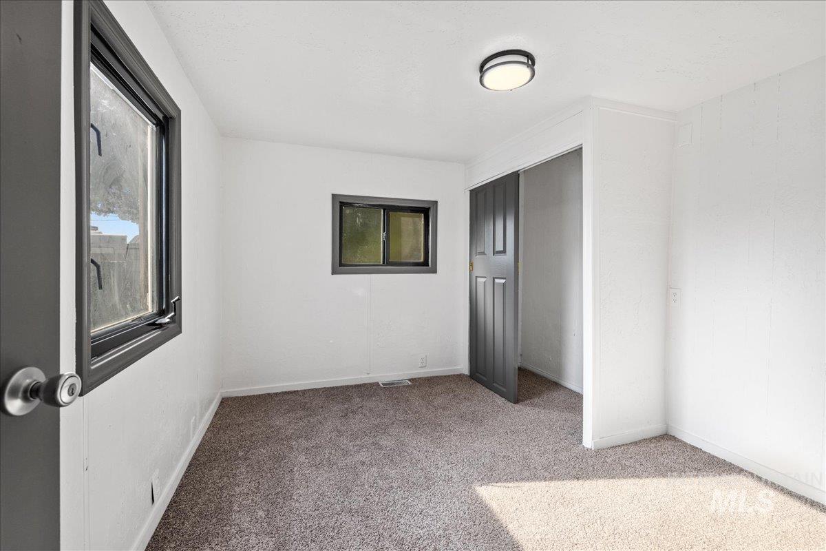 6728 W Fairview Ave, Boise, Idaho 83704, 2 Bedrooms, 1 Bathroom, Residential For Sale, Price $35,000,MLS 98972991