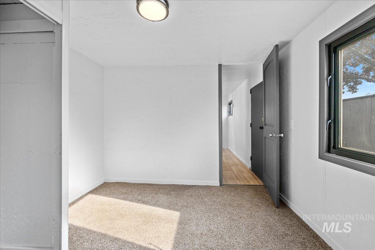 6728 W Fairview Ave, Boise, Idaho 83704, 2 Bedrooms, 1 Bathroom, Residential For Sale, Price $35,000,MLS 98972991