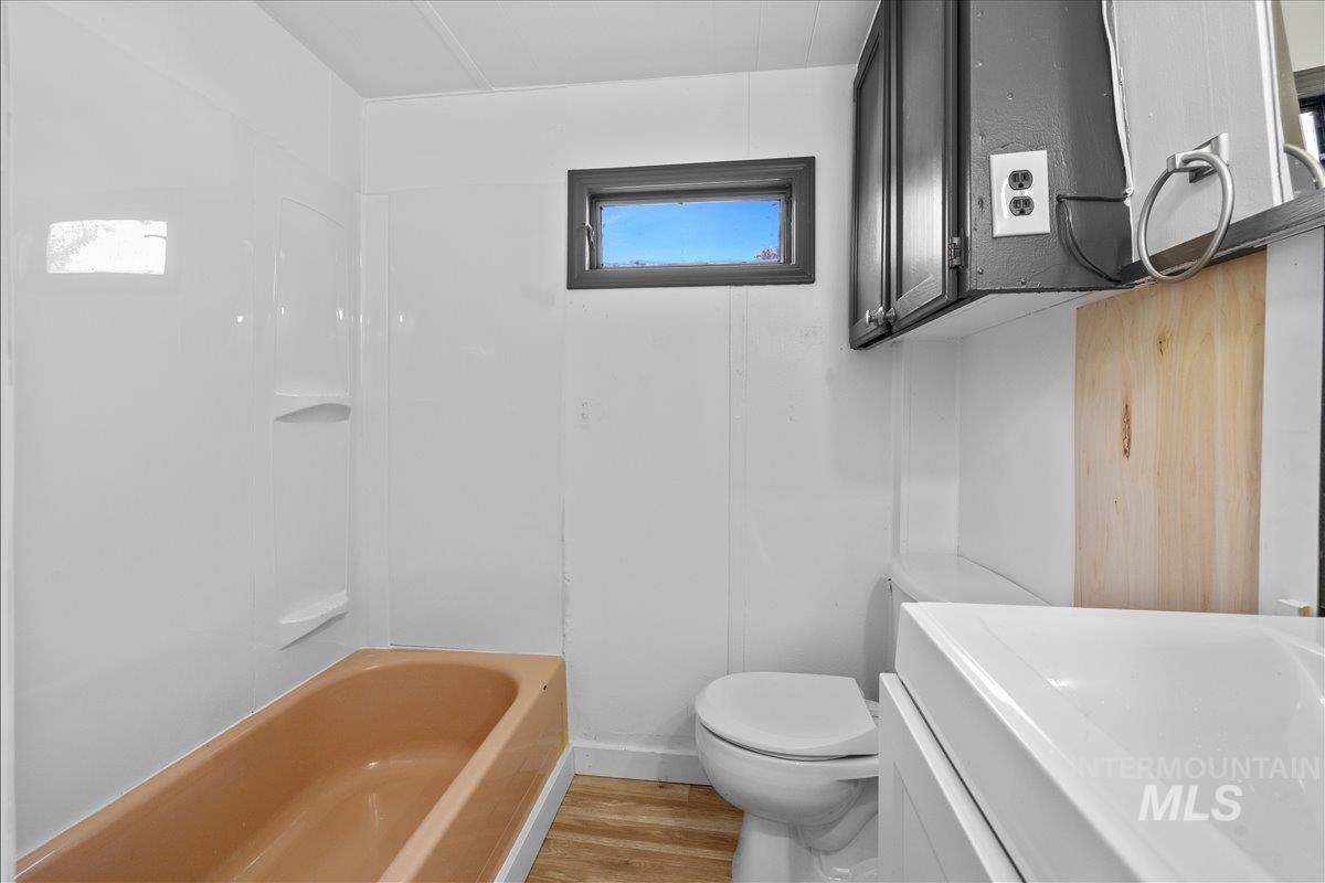 6728 W Fairview Ave, Boise, Idaho 83704, 2 Bedrooms, 1 Bathroom, Residential For Sale, Price $35,000,MLS 98972991