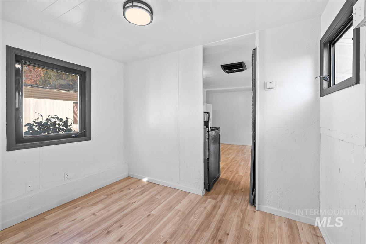 6728 W Fairview Ave, Boise, Idaho 83704, 2 Bedrooms, 1 Bathroom, Residential For Sale, Price $35,000,MLS 98972991