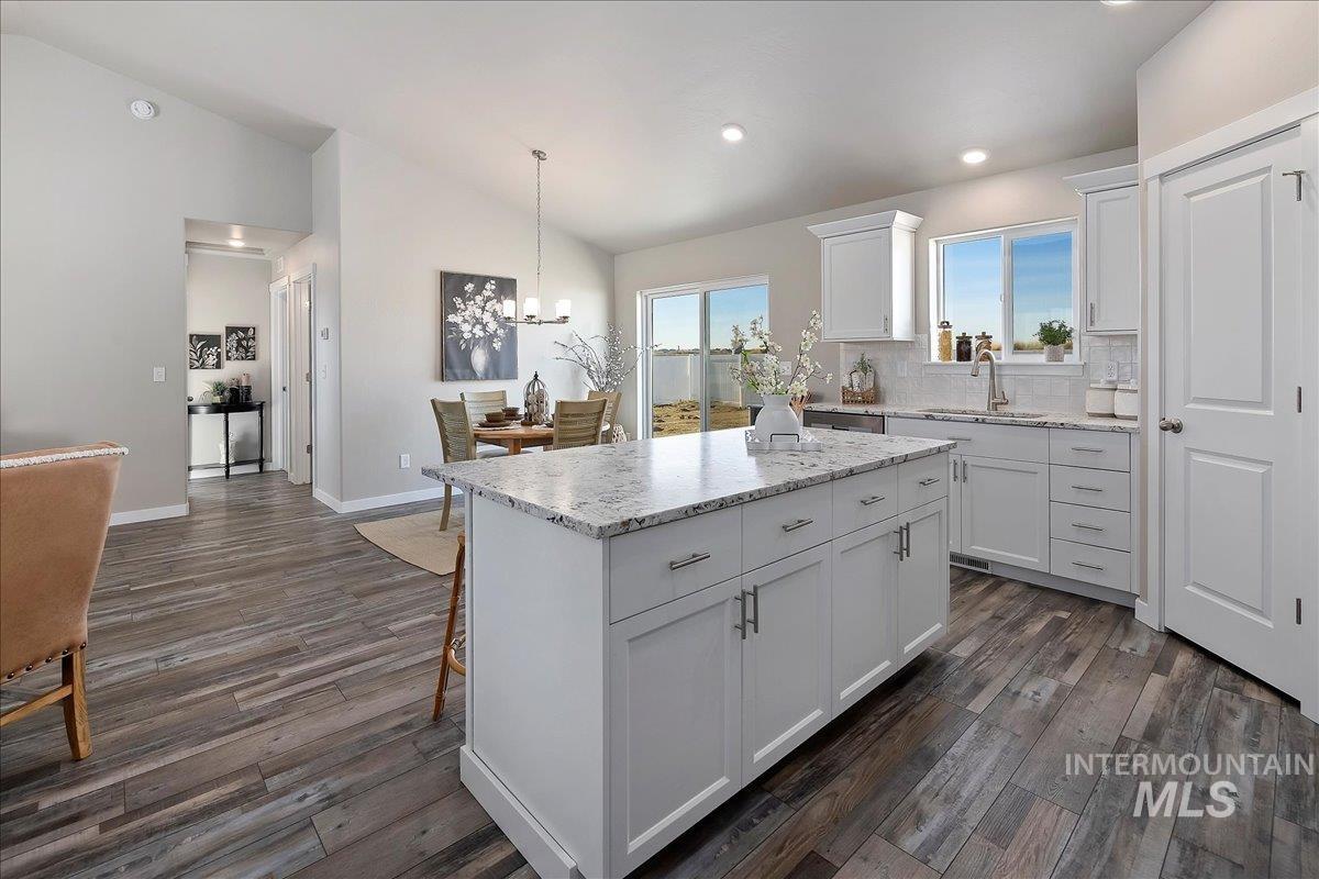 2044 Lowline Avenue, Twin Falls, Idaho 83301, 4 Bedrooms, 2 Bathrooms, Residential For Sale, Price $379,000,MLS 98972995