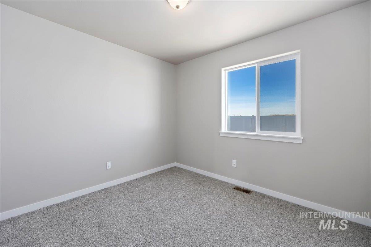 2044 Lowline Avenue, Twin Falls, Idaho 83301, 4 Bedrooms, 2 Bathrooms, Residential For Sale, Price $379,000,MLS 98972995