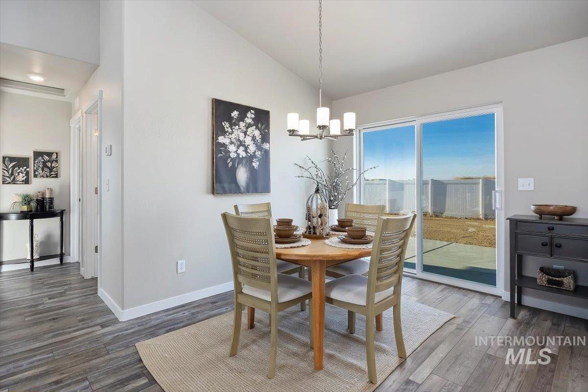 2044 Lowline Avenue, Twin Falls, Idaho 83301, 4 Bedrooms, 2 Bathrooms, Residential For Sale, Price $379,000,MLS 98972995