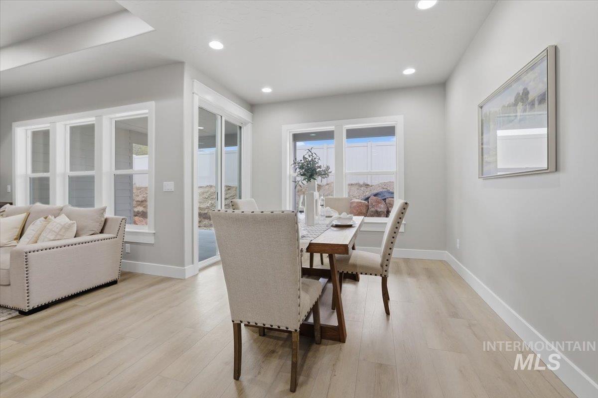 2663 Soulen Dr, Emmett, Idaho 83617, 3 Bedrooms, 2 Bathrooms, Residential For Sale, Price $564,500,MLS 98972999