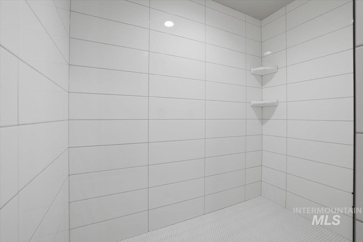 2663 Soulen Dr, Emmett, Idaho 83617, 3 Bedrooms, 2 Bathrooms, Residential For Sale, Price $564,500,MLS 98972999