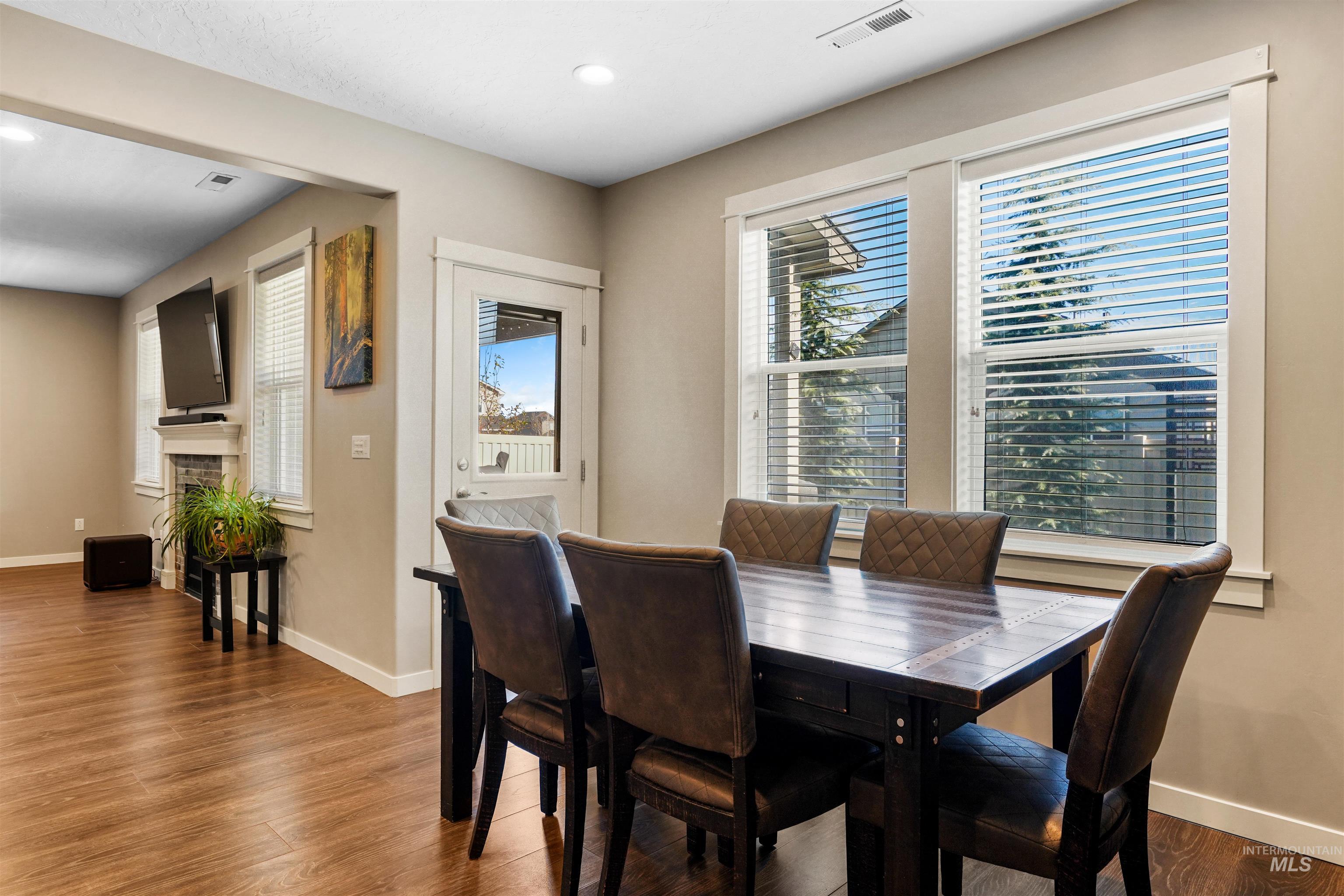 6796 S Silver Spur Way, Boise, Idaho 83709, 4 Bedrooms, 3 Bathrooms, Residential For Sale, Price $615,990,MLS 98973001