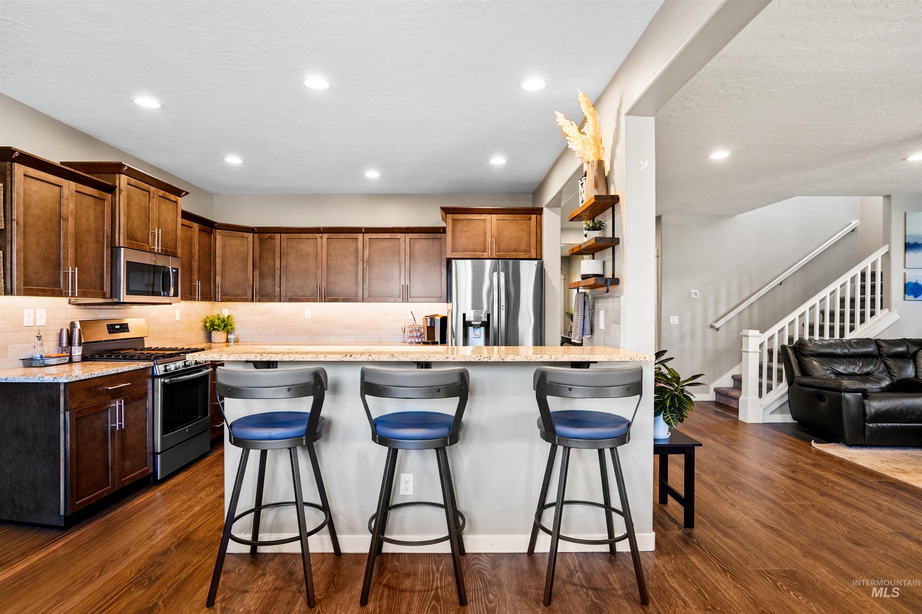 6796 S Silver Spur Way, Boise, Idaho 83709, 4 Bedrooms, 3 Bathrooms, Residential For Sale, Price $615,990,MLS 98973001