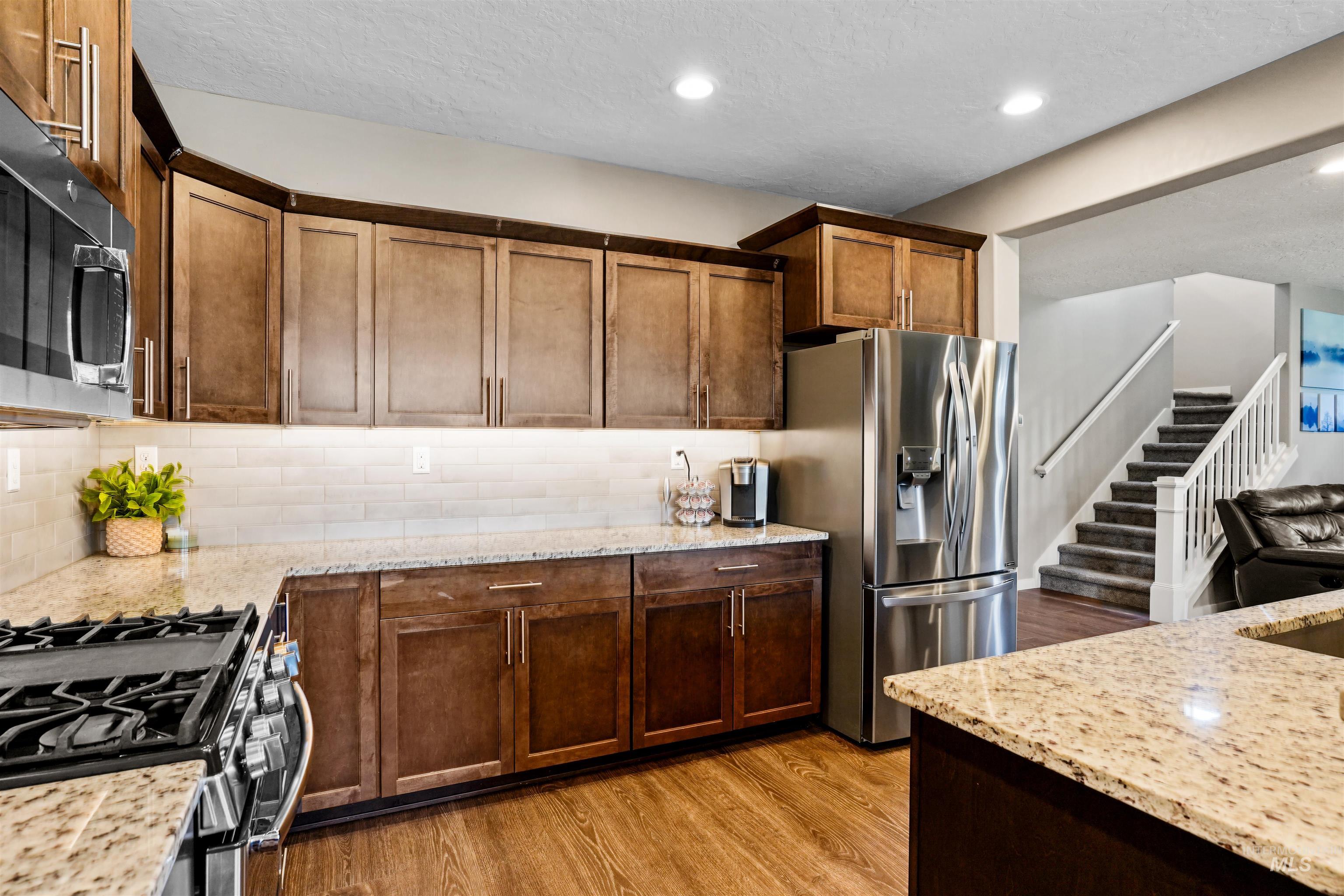 6796 S Silver Spur Way, Boise, Idaho 83709, 4 Bedrooms, 3 Bathrooms, Residential For Sale, Price $615,990,MLS 98973001