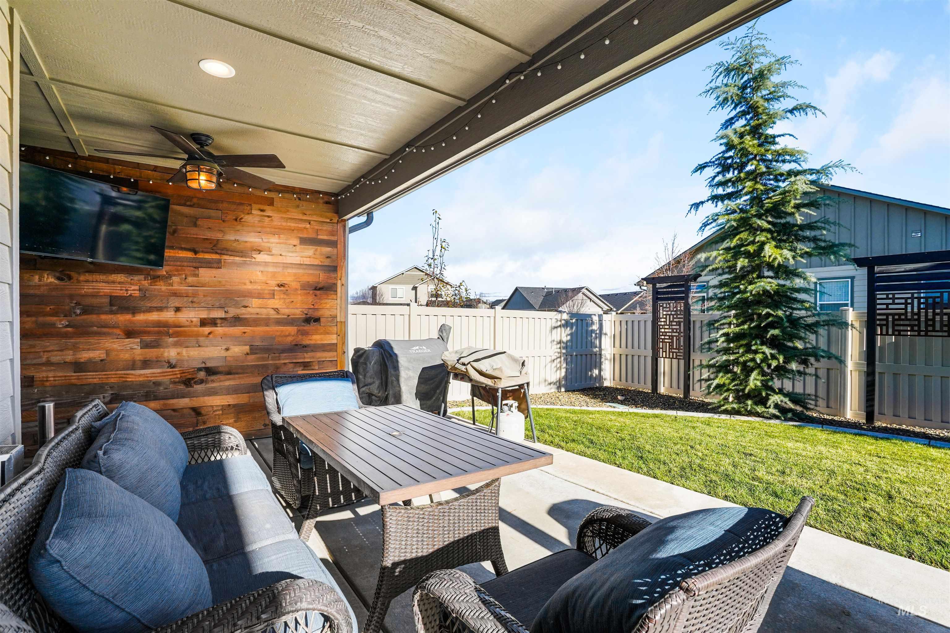 6796 S Silver Spur Way, Boise, Idaho 83709, 4 Bedrooms, 3 Bathrooms, Residential For Sale, Price $615,990,MLS 98973001