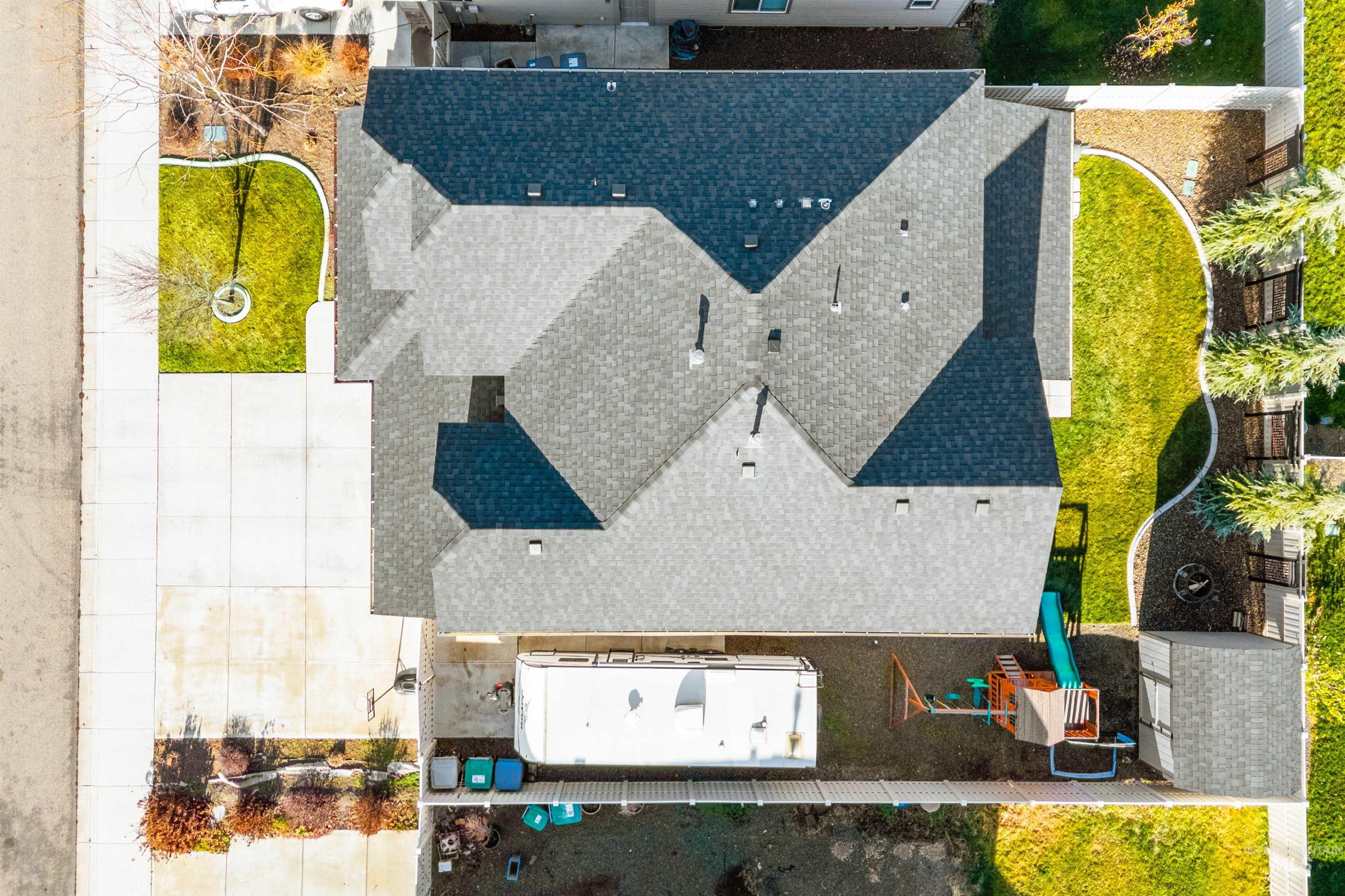 6796 S Silver Spur Way, Boise, Idaho 83709, 4 Bedrooms, 3 Bathrooms, Residential For Sale, Price $615,990,MLS 98973001