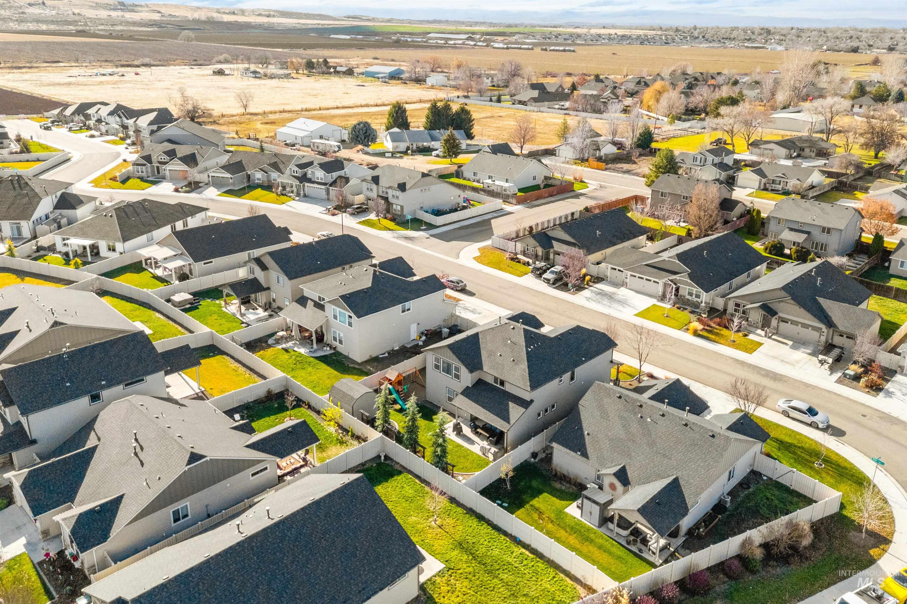 6796 S Silver Spur Way, Boise, Idaho 83709, 4 Bedrooms, 3 Bathrooms, Residential For Sale, Price $615,990,MLS 98973001