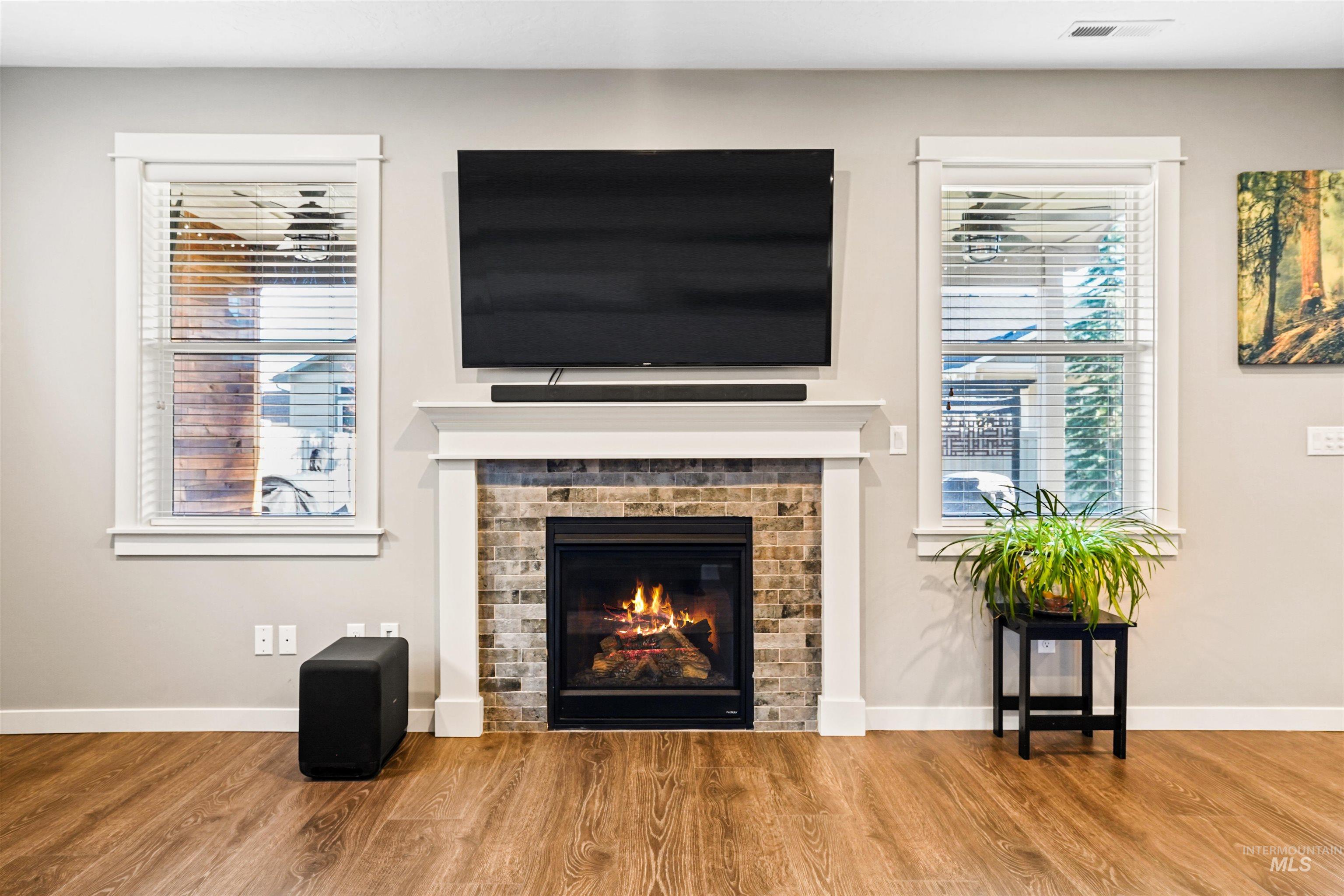 6796 S Silver Spur Way, Boise, Idaho 83709, 4 Bedrooms, 3 Bathrooms, Residential For Sale, Price $615,990,MLS 98973001