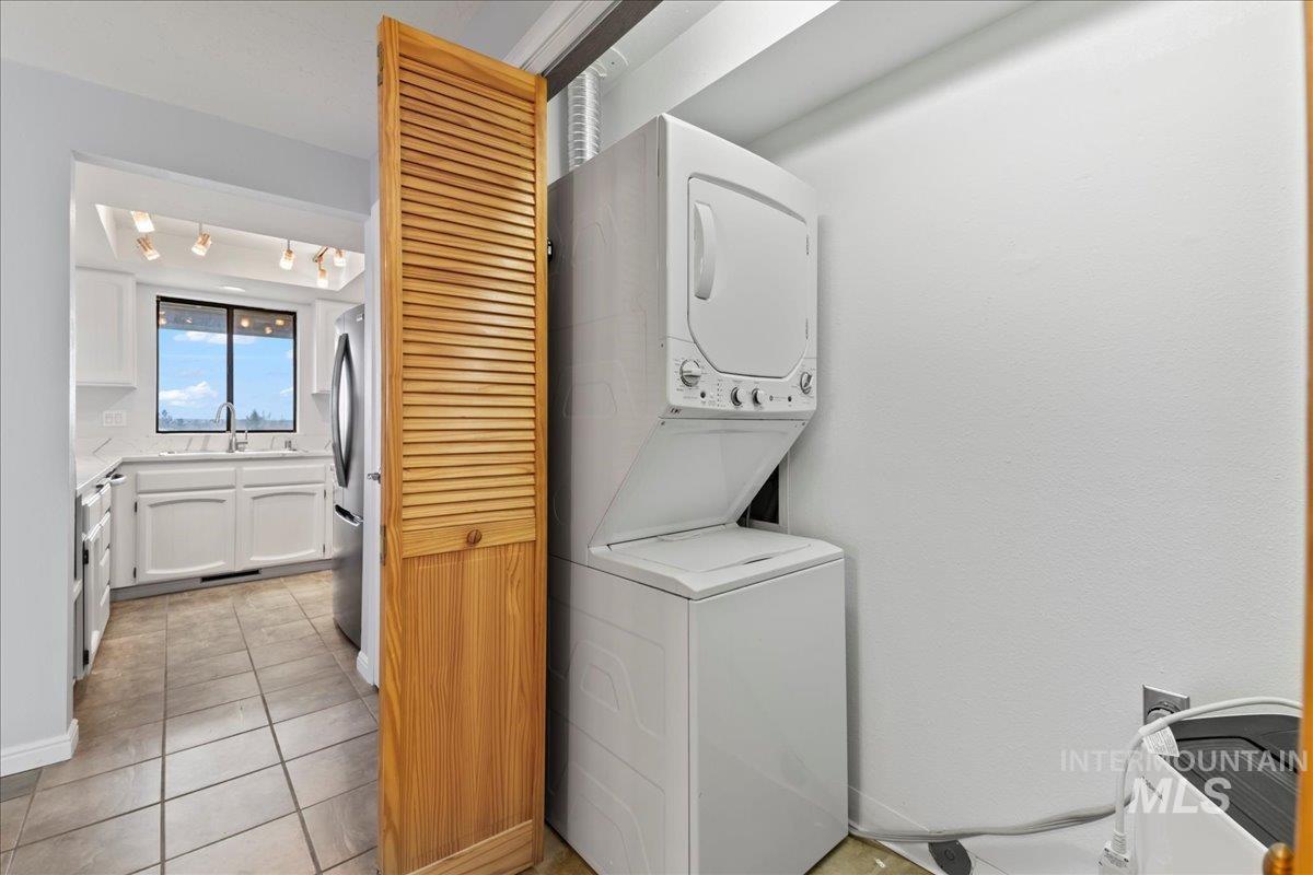 1419 Camel Back Lane, Boise, Idaho 83702, 1 Bedroom, 1 Bathroom, Residential For Sale, Price $365,000,MLS 98973003