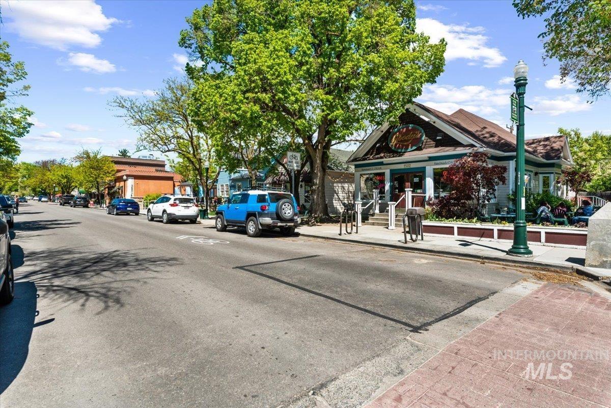 1419 Camel Back Lane, Boise, Idaho 83702, 1 Bedroom, 1 Bathroom, Residential For Sale, Price $365,000,MLS 98973003