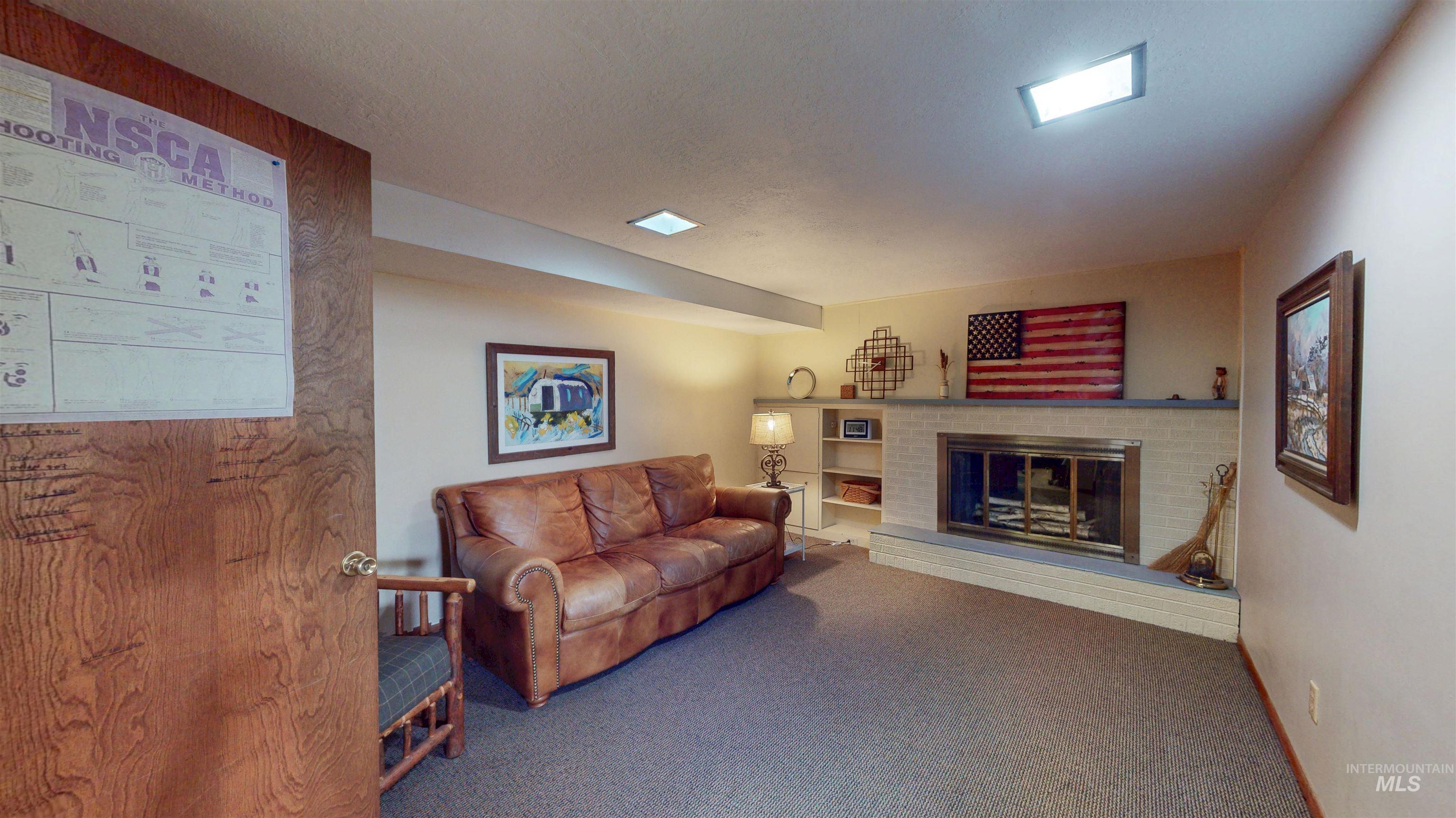 2111 Addison Ave E, Twin Falls, Idaho 83301, 4 Bedrooms, 1.5 Bathrooms, Residential For Sale, Price $525,000,MLS 98973004