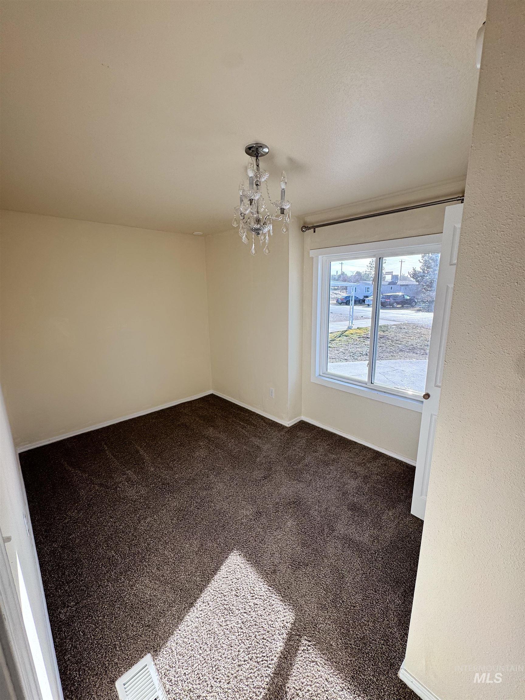 2372 Blue Sage Lane #87, Boise, Idaho 83716, 3 Bedrooms, 2 Bathrooms, Residential For Sale, Price $140,000,MLS 98973008