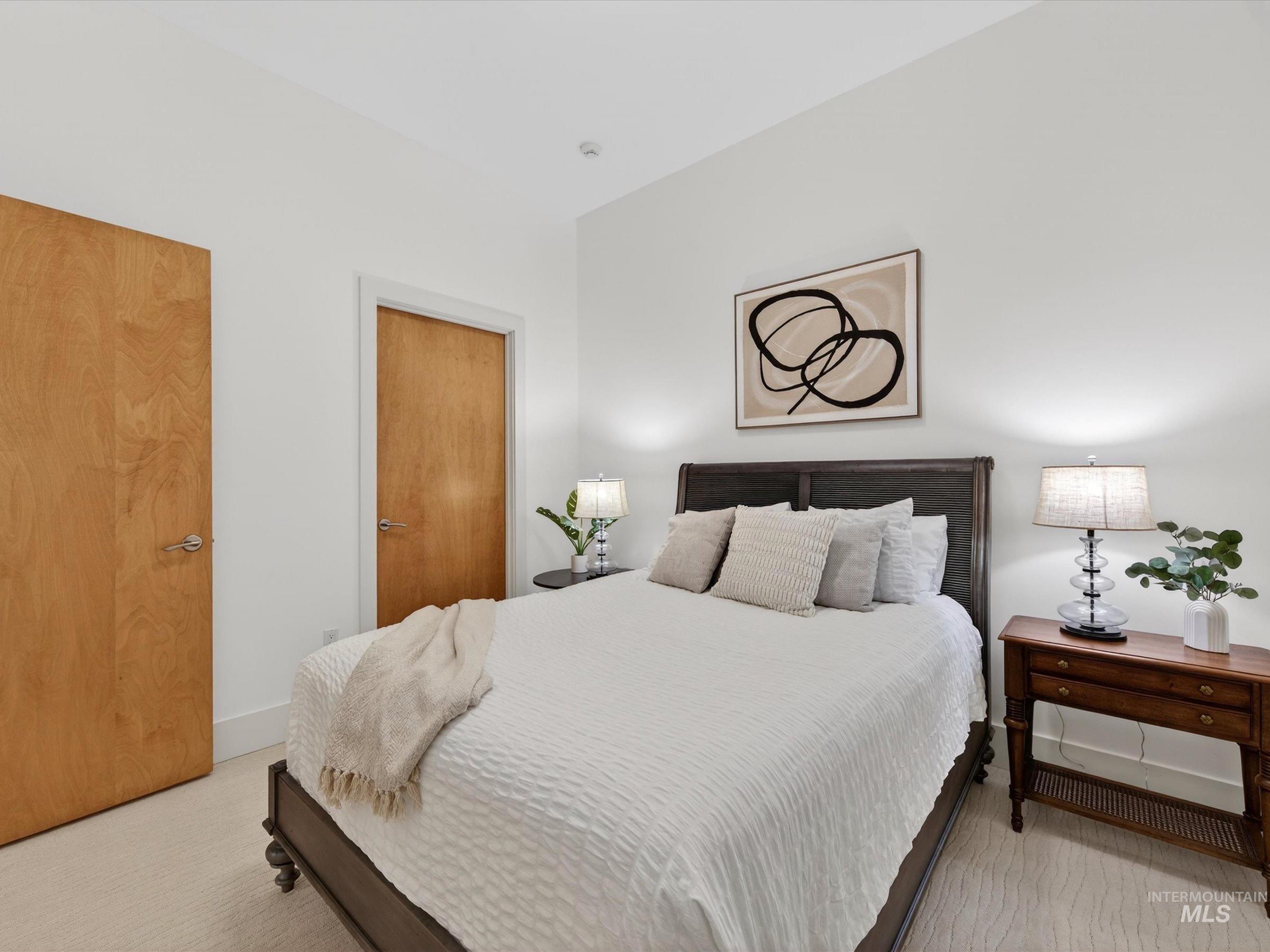 101 N 10th Street #203, Boise, Idaho 83702, 2 Bedrooms, 1 Bathroom, Residential For Sale, Price $629,000,MLS 98973009