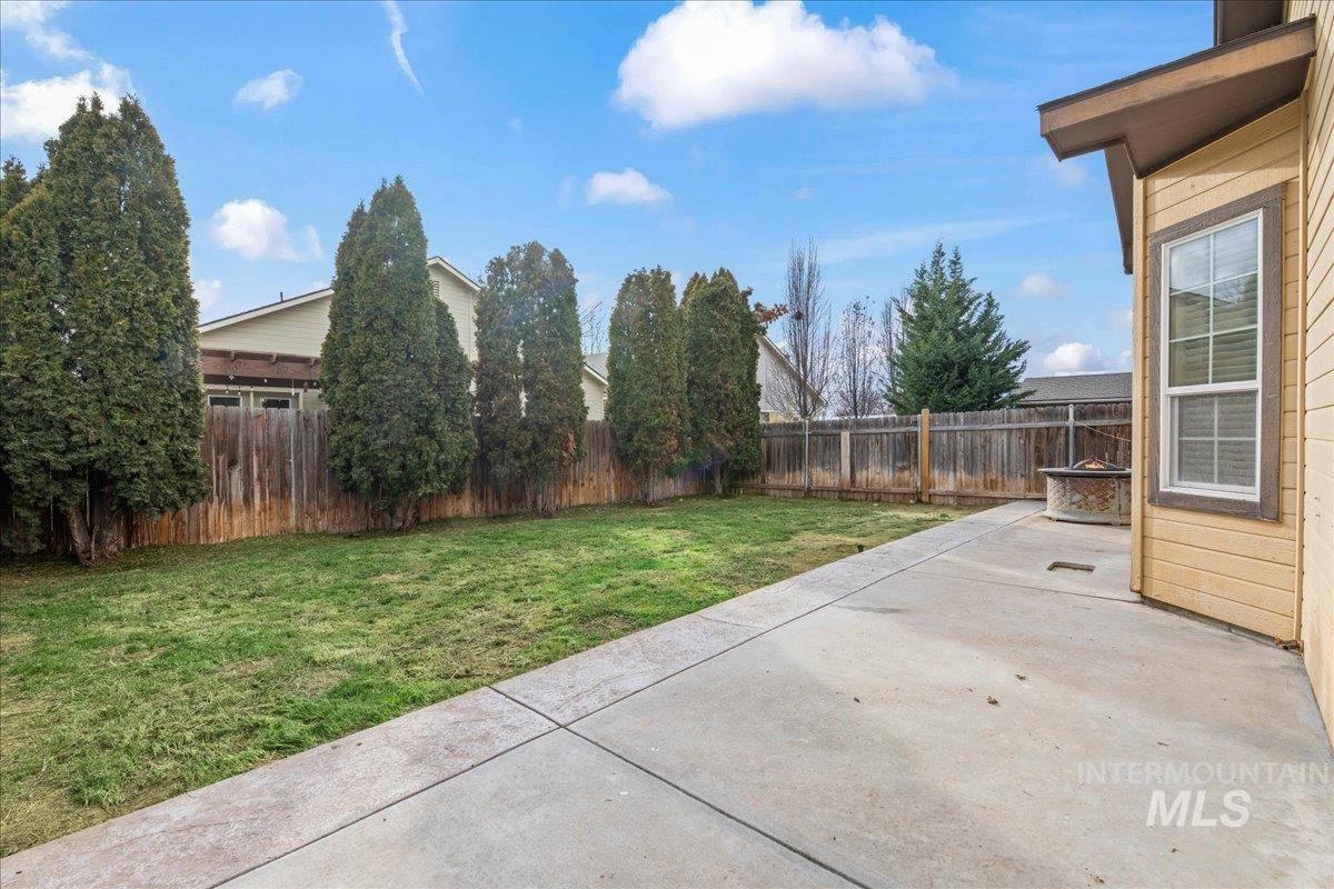 2586 N Mitchell St, Boise, Idaho 83704, 3 Bedrooms, 2.5 Bathrooms, Residential For Sale, Price $415,000,MLS 98973010