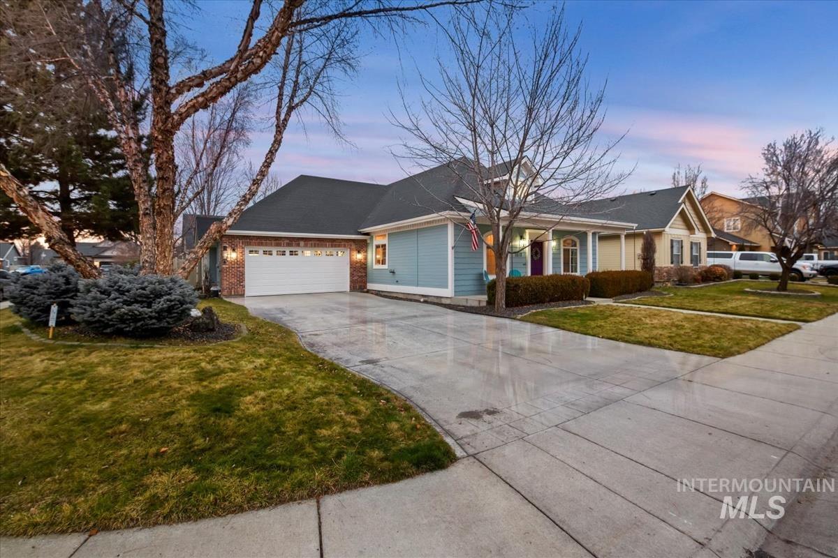 1512 W Great Basin Dr., Meridian, Idaho 83646, 3 Bedrooms, 2 Bathrooms, Residential For Sale, Price $483,000,MLS 98973011
