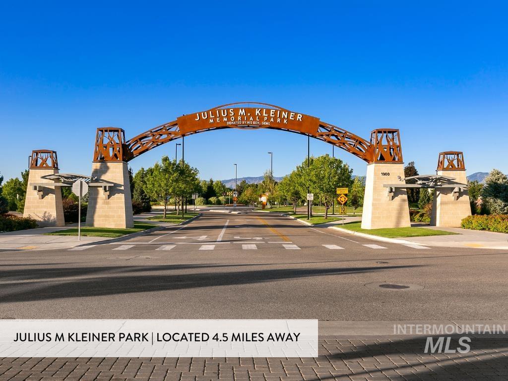 1512 W Great Basin Dr., Meridian, Idaho 83646, 3 Bedrooms, 2 Bathrooms, Residential For Sale, Price $483,000,MLS 98973011