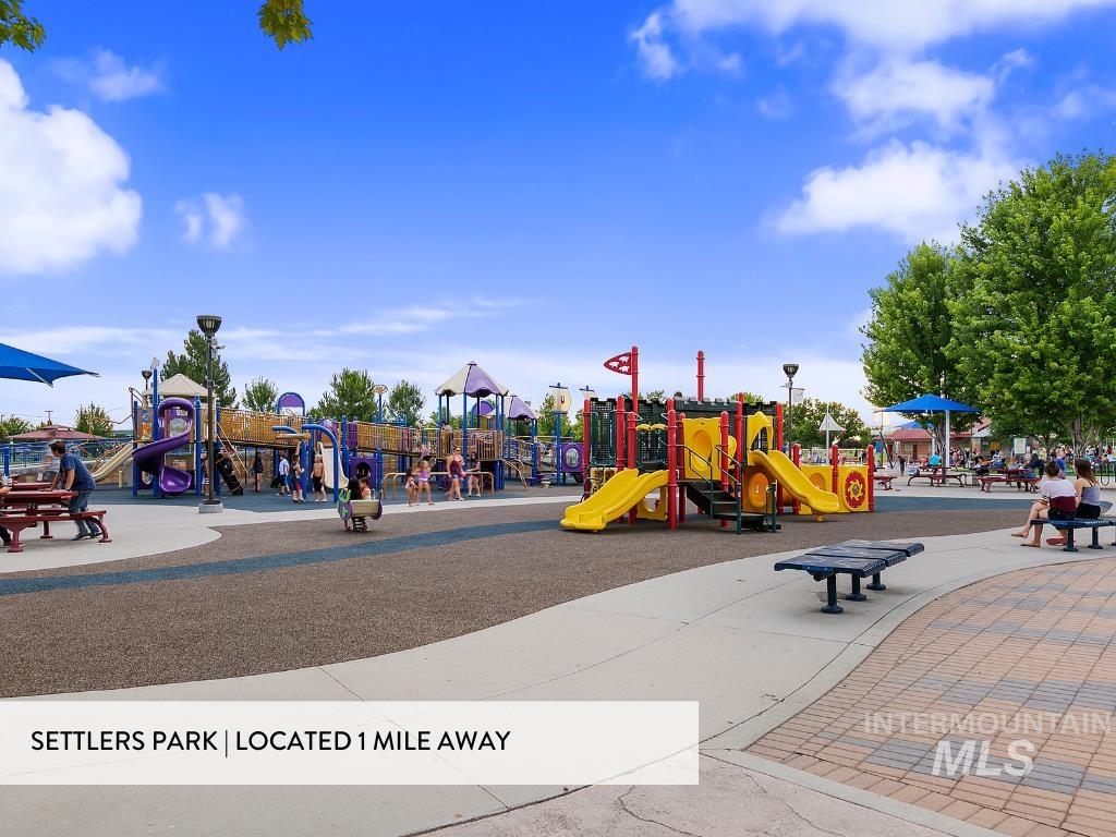 1512 W Great Basin Dr., Meridian, Idaho 83646, 3 Bedrooms, 2 Bathrooms, Residential For Sale, Price $483,000,MLS 98973011