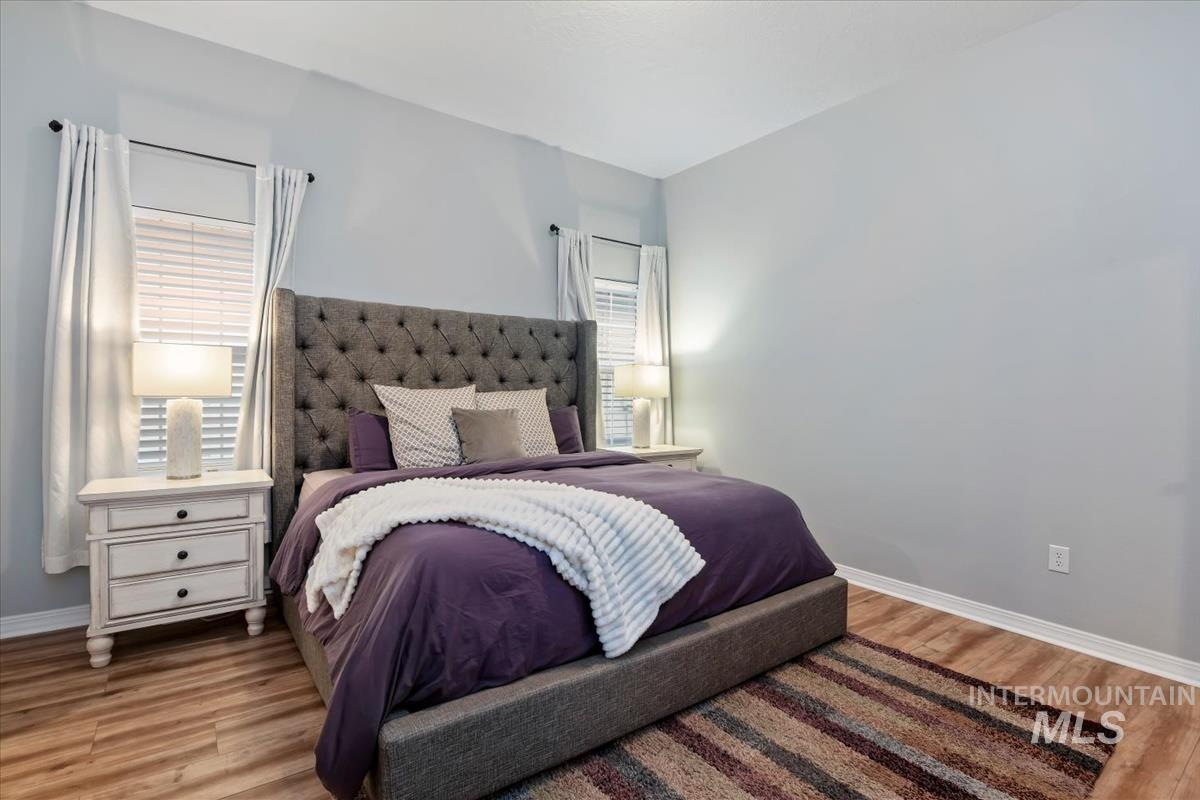 1512 W Great Basin Dr., Meridian, Idaho 83646, 3 Bedrooms, 2 Bathrooms, Residential For Sale, Price $483,000,MLS 98973011