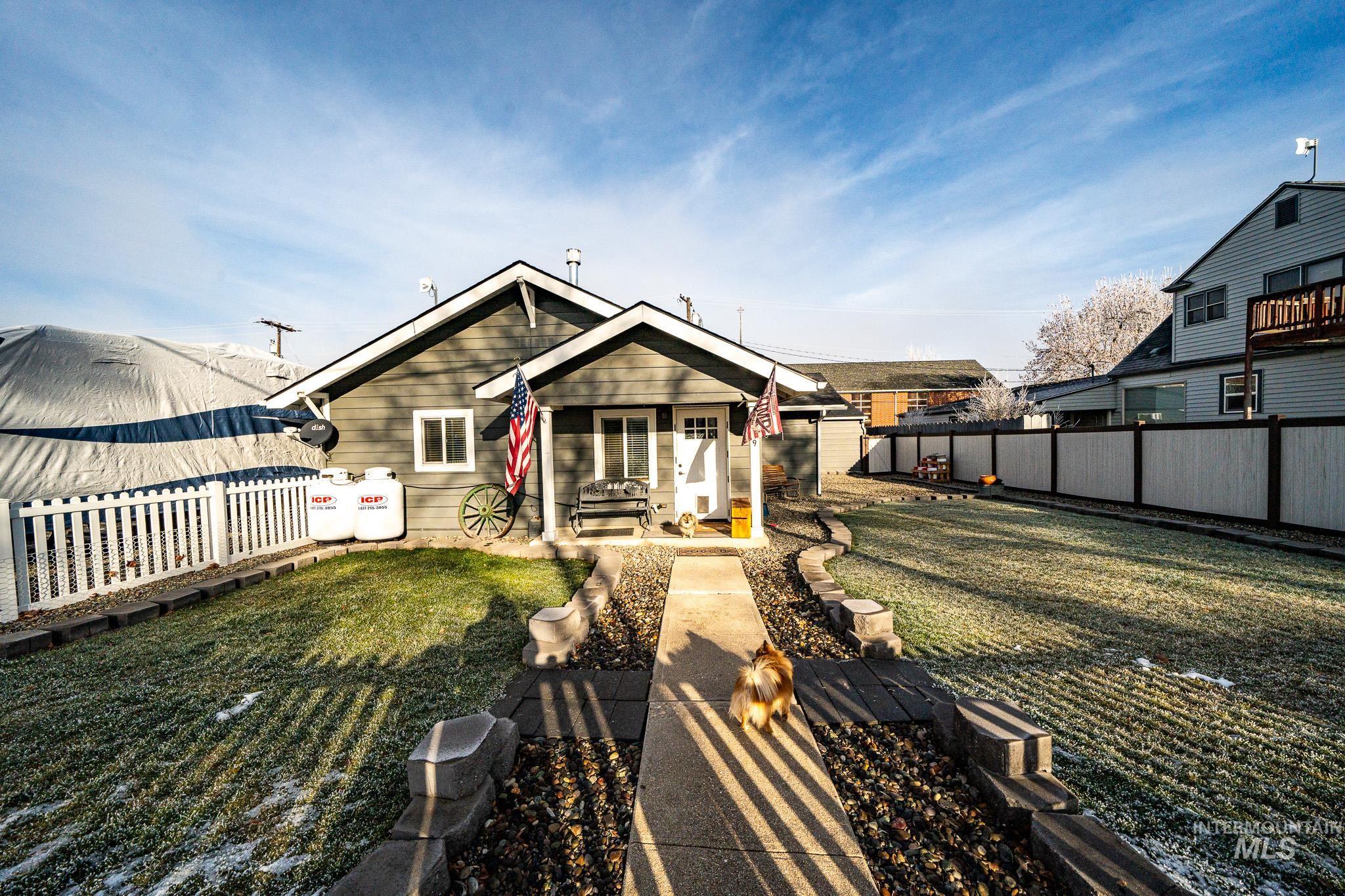 409 W South Street, Grangeville, Idaho 83530, 3 Bedrooms, 2 Bathrooms, Residential For Sale, Price $239,000,MLS 98973012