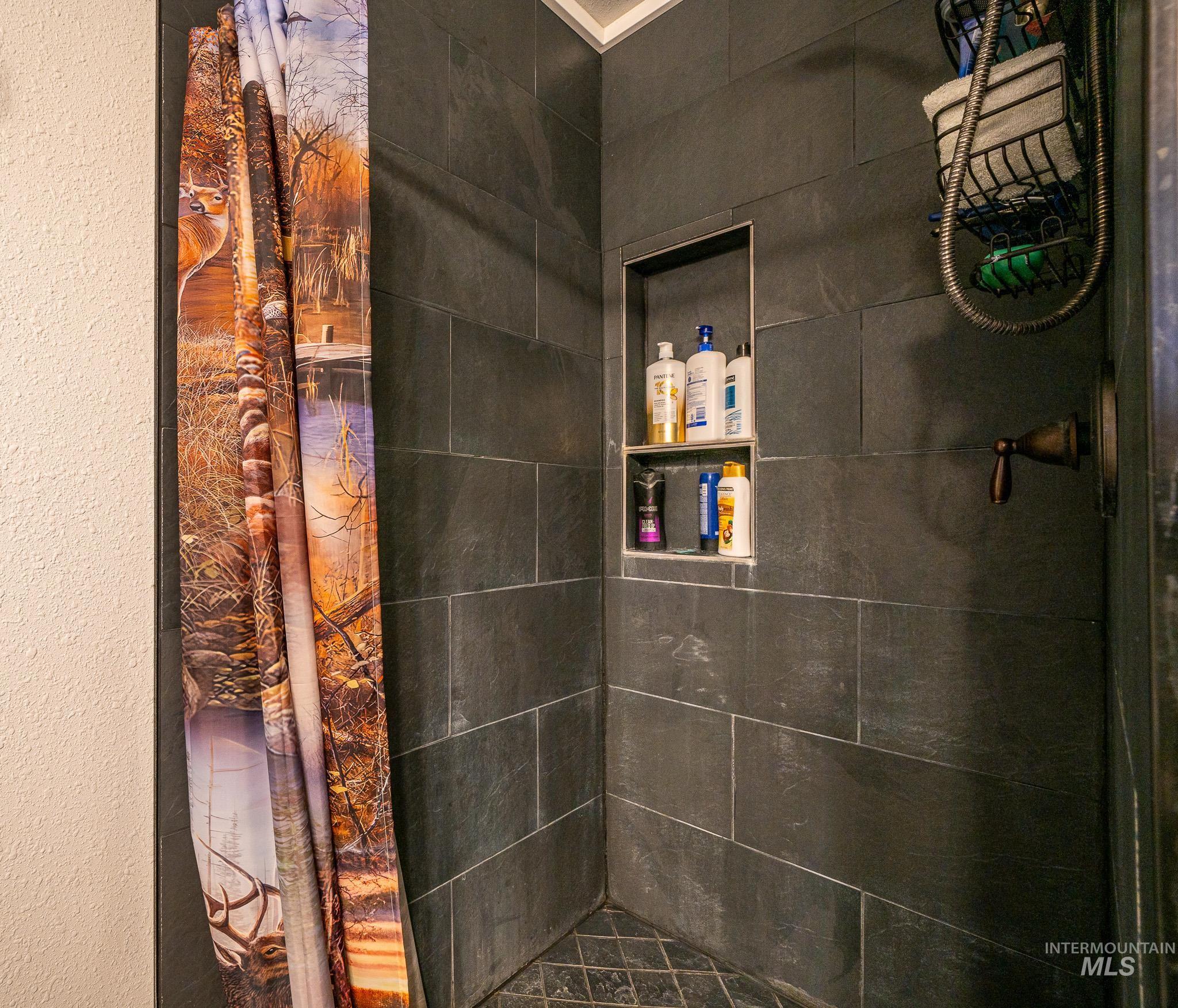 409 W South Street, Grangeville, Idaho 83530, 3 Bedrooms, 2 Bathrooms, Residential For Sale, Price $239,000,MLS 98973012