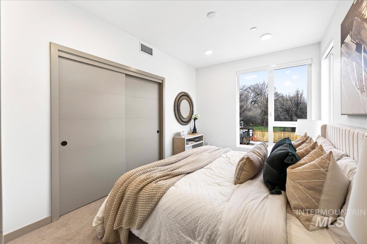 2312 S Broadway Avenue, Boise, Idaho 83706, 1 Bedroom, 1 Bathroom, Residential For Sale, Price $349,000, 98973013