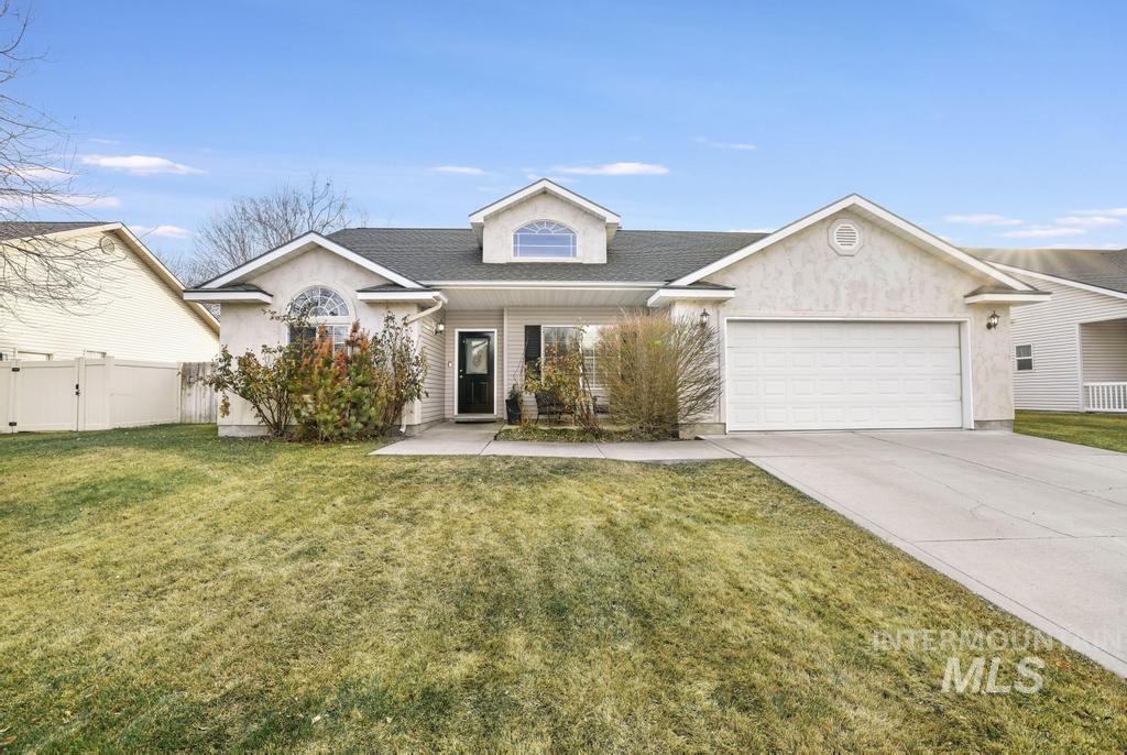 2308 Eastwood Road, Twin Falls, Idaho 83301, 3 Bedrooms, 2 Bathrooms, Residential For Sale, Price $399,900,MLS 98973014