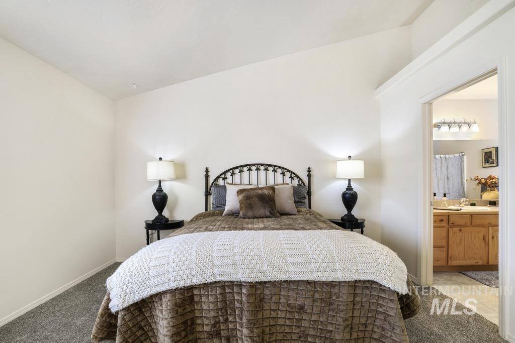 2308 Eastwood Road, Twin Falls, Idaho 83301, 3 Bedrooms, 2 Bathrooms, Residential For Sale, Price $399,900,MLS 98973014