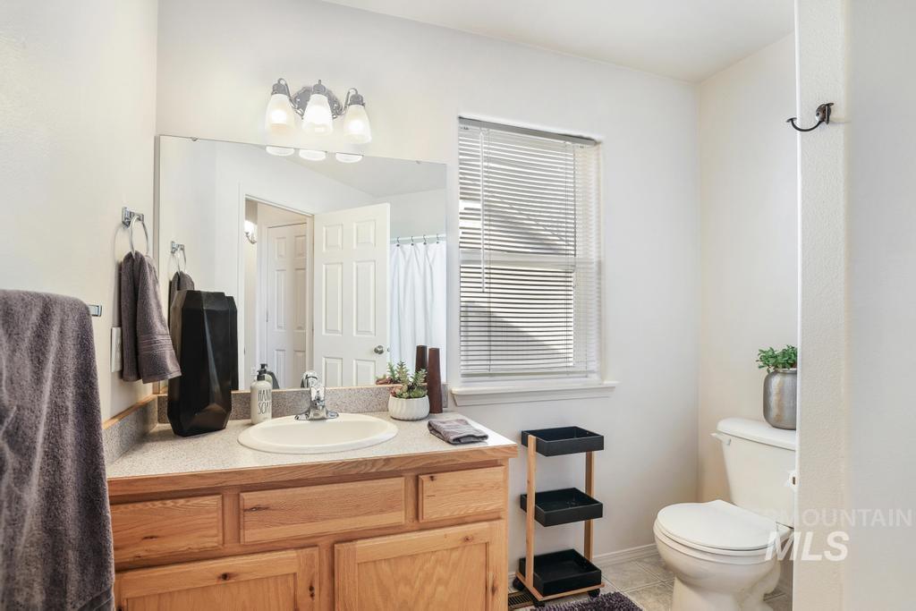 2308 Eastwood Road, Twin Falls, Idaho 83301, 3 Bedrooms, 2 Bathrooms, Residential For Sale, Price $399,900,MLS 98973014