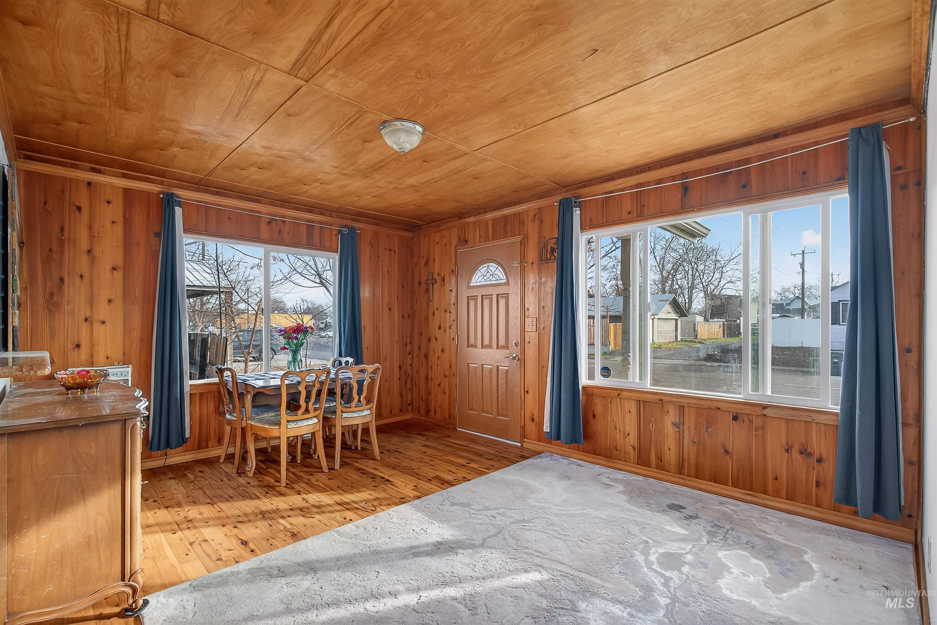 912 Elm Street, Clarkston, Washington 99403, 3 Bedrooms, 2 Bathrooms, Residential For Sale, Price $285,000,MLS 98973016