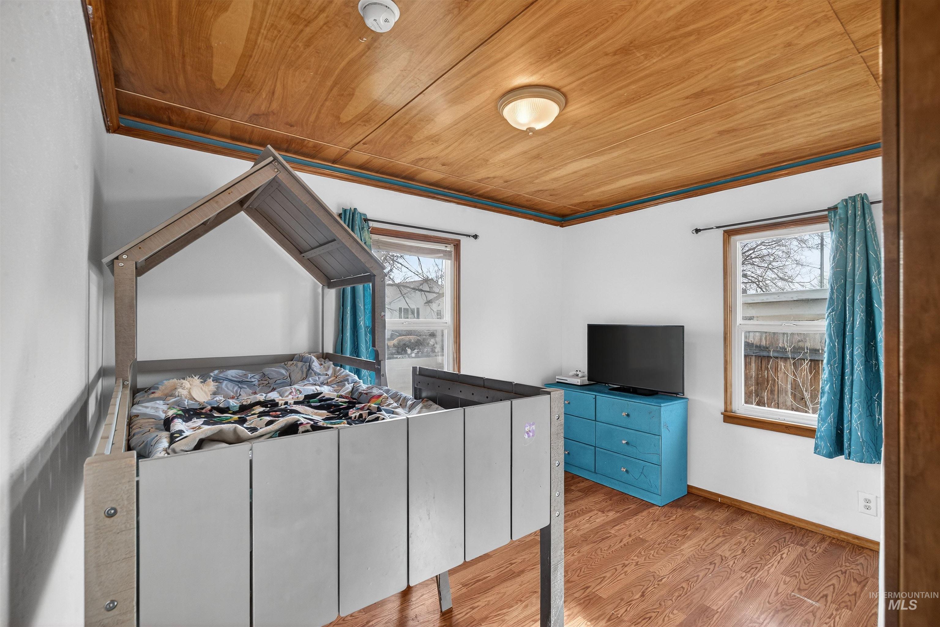 912 Elm Street, Clarkston, Washington 99403, 3 Bedrooms, 2 Bathrooms, Residential For Sale, Price $285,000,MLS 98973016