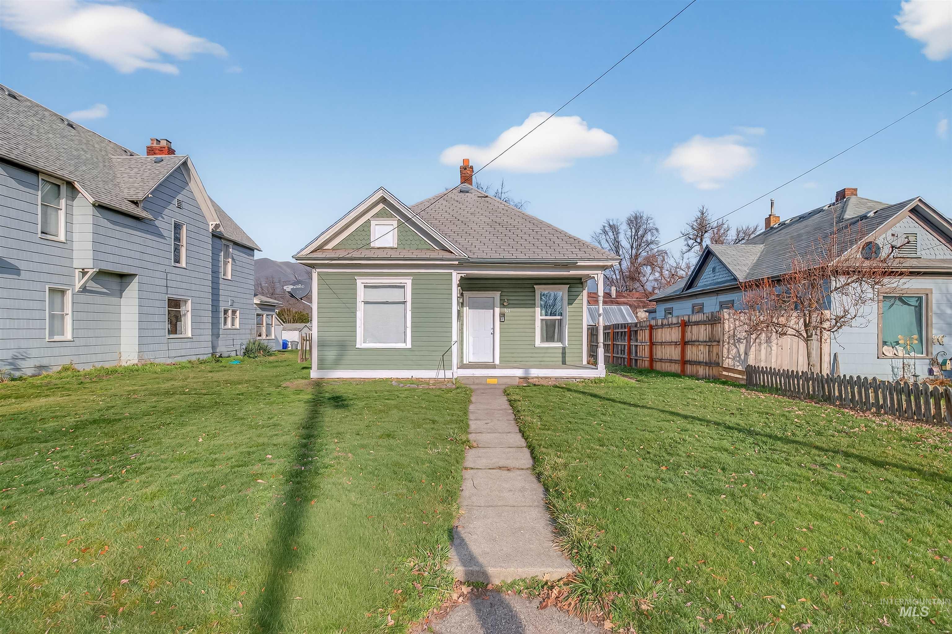 321 2nd Ave, Lewiston, Idaho 83501, 1 Bedroom, 1 Bathroom, Residential Income For Sale, Price $299,000,MLS 98973017