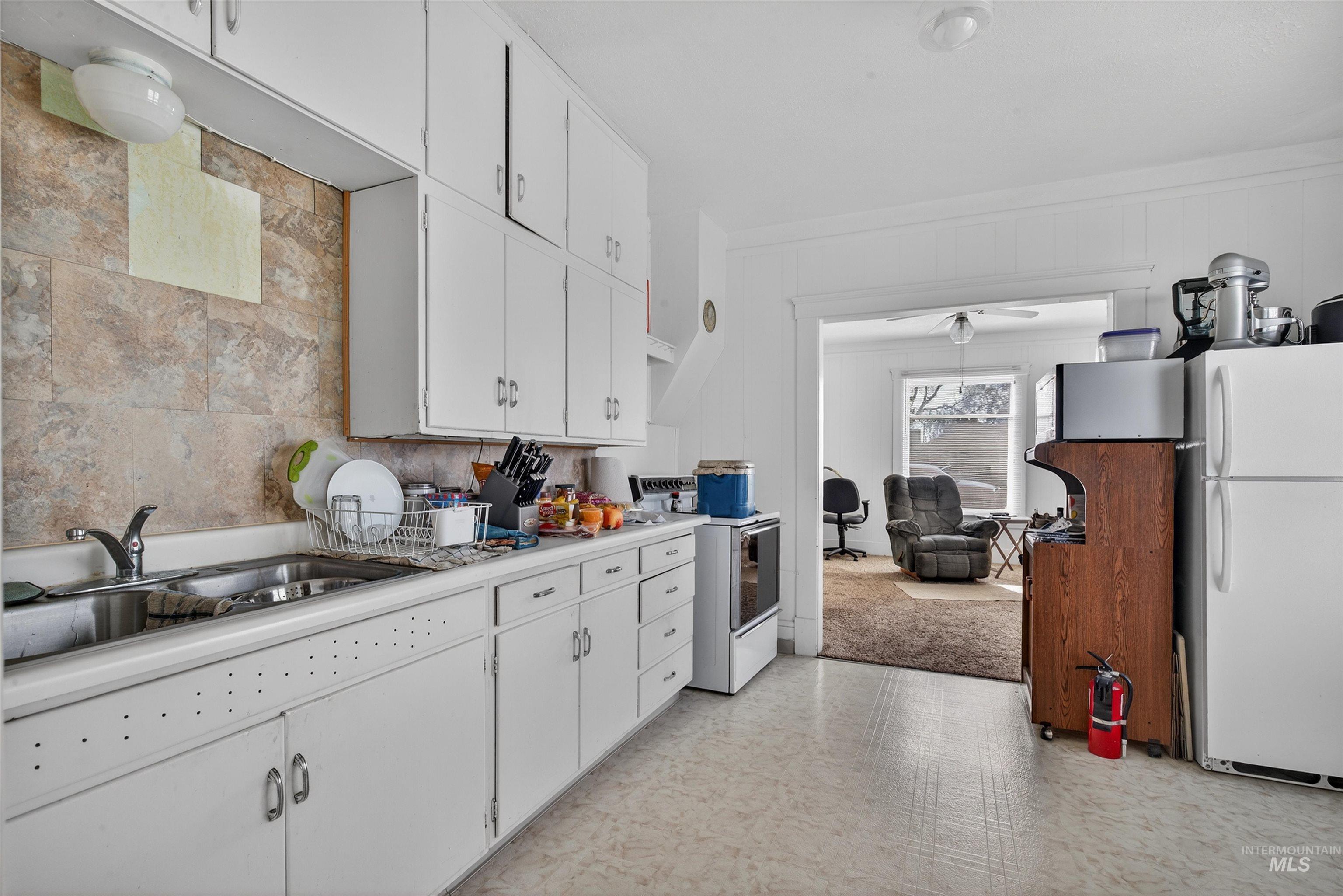 321 2nd Ave, Lewiston, Idaho 83501, 1 Bedroom, 1 Bathroom, Residential Income For Sale, Price $299,000,MLS 98973017