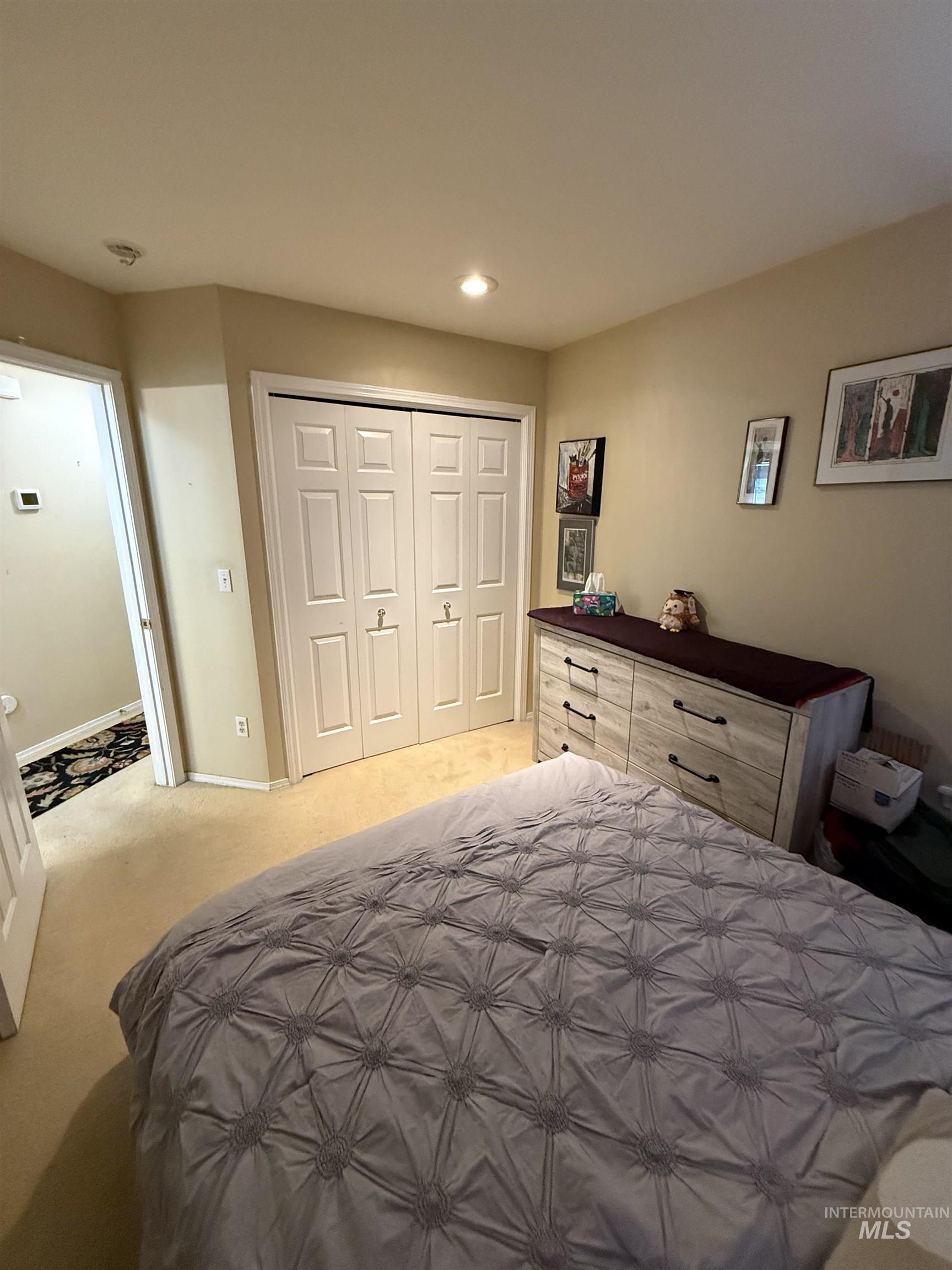 6171 N Willowdale, Garden City, Idaho 83714, 3 Bedrooms, 2 Bathrooms, Residential For Sale, Price $450,000,MLS 98973024