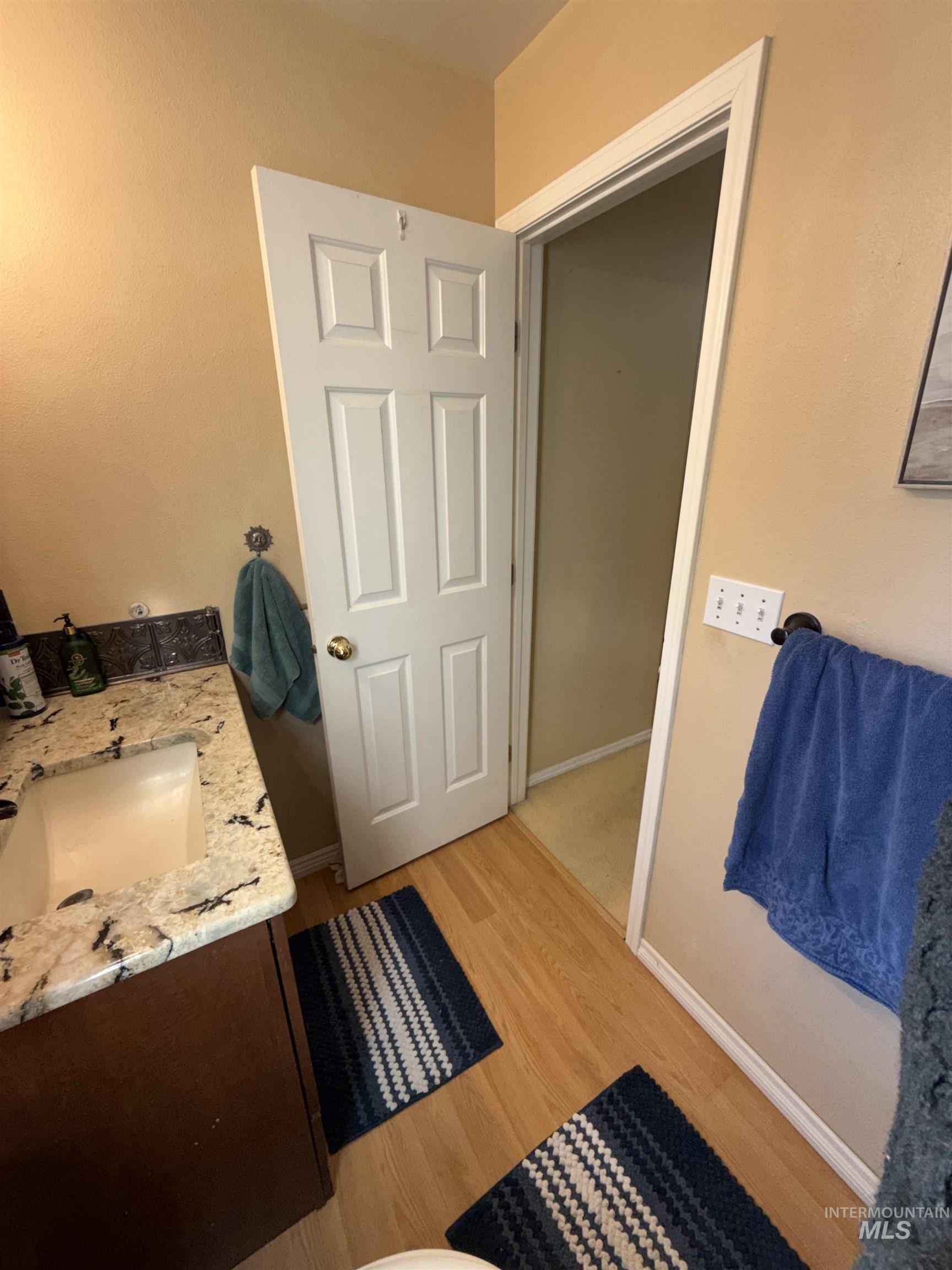 6171 N Willowdale, Garden City, Idaho 83714, 3 Bedrooms, 2 Bathrooms, Residential For Sale, Price $450,000,MLS 98973024